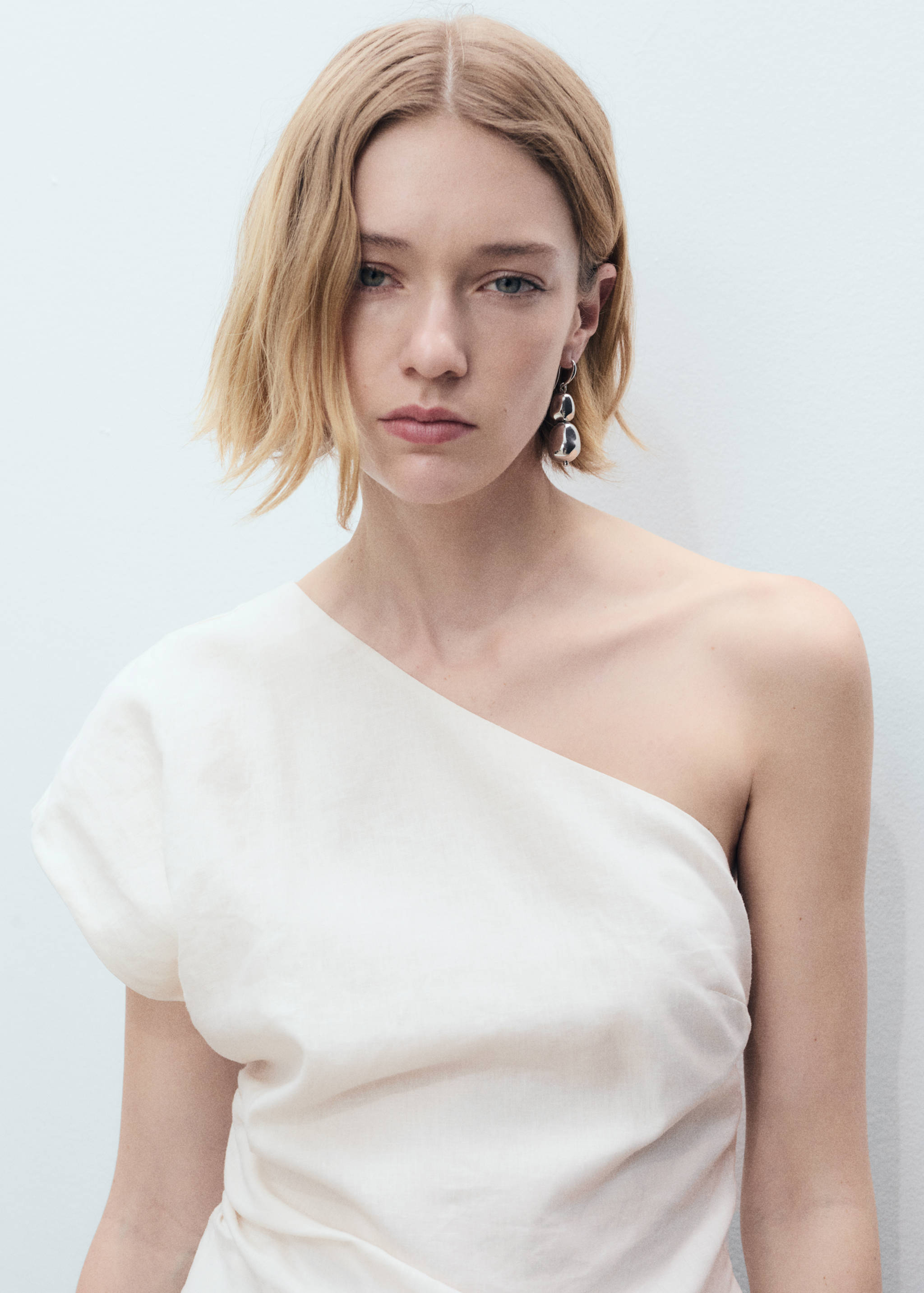 Asymmetrische linnen top - Detail van het artikel 1