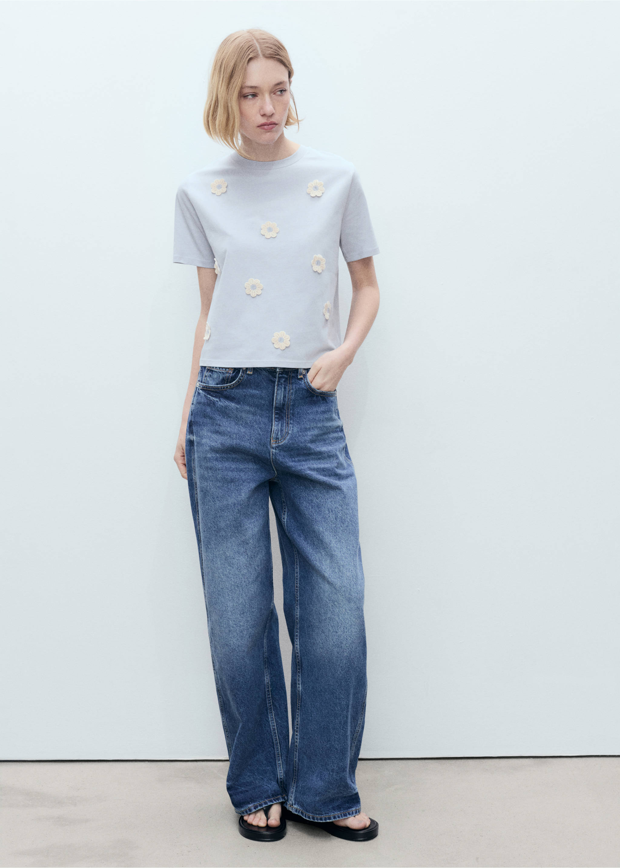 Cotton T-shirt with flower detail - General plane, Blue. Ref: 87057179-00.