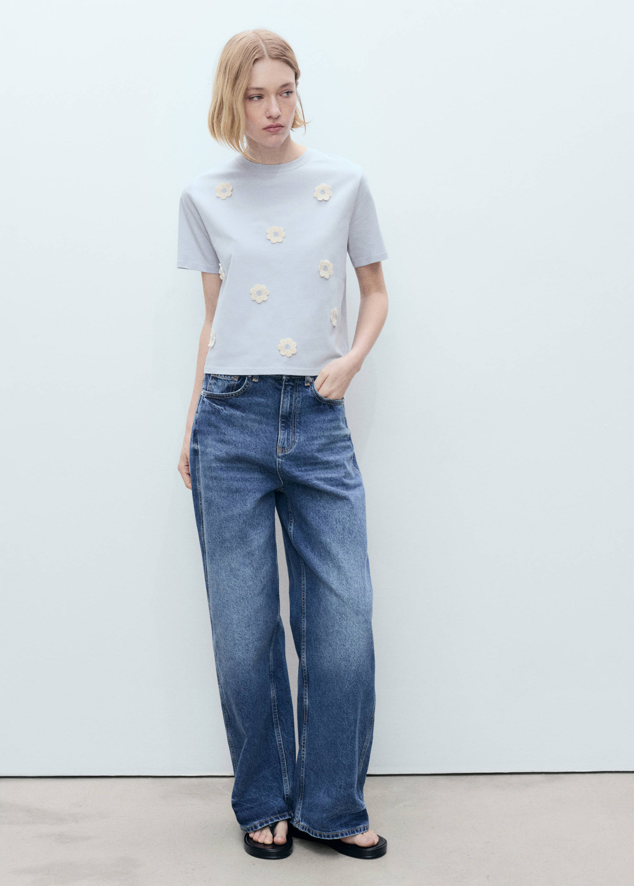 Camiseta algodón aplique flores - Plano general