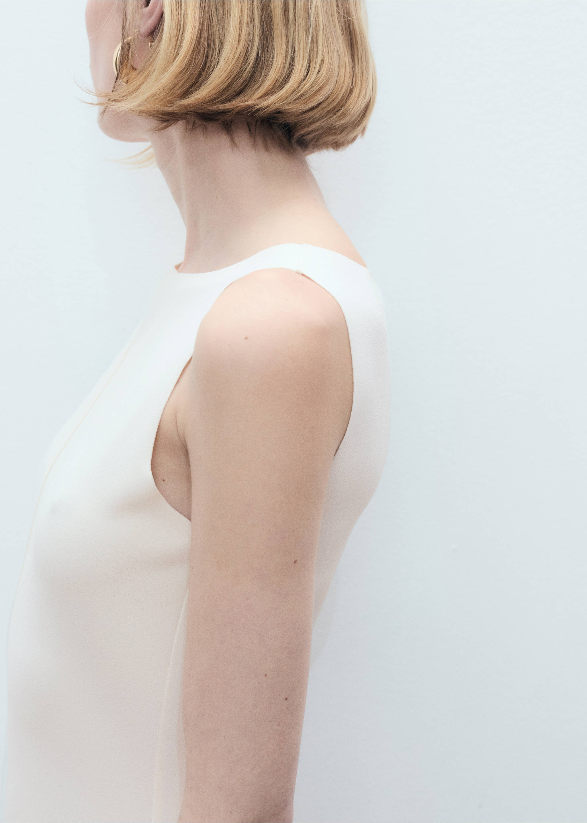 Boat-neck knitted dress - Details of the article 6, Ecru. Ref: 87057180-00.