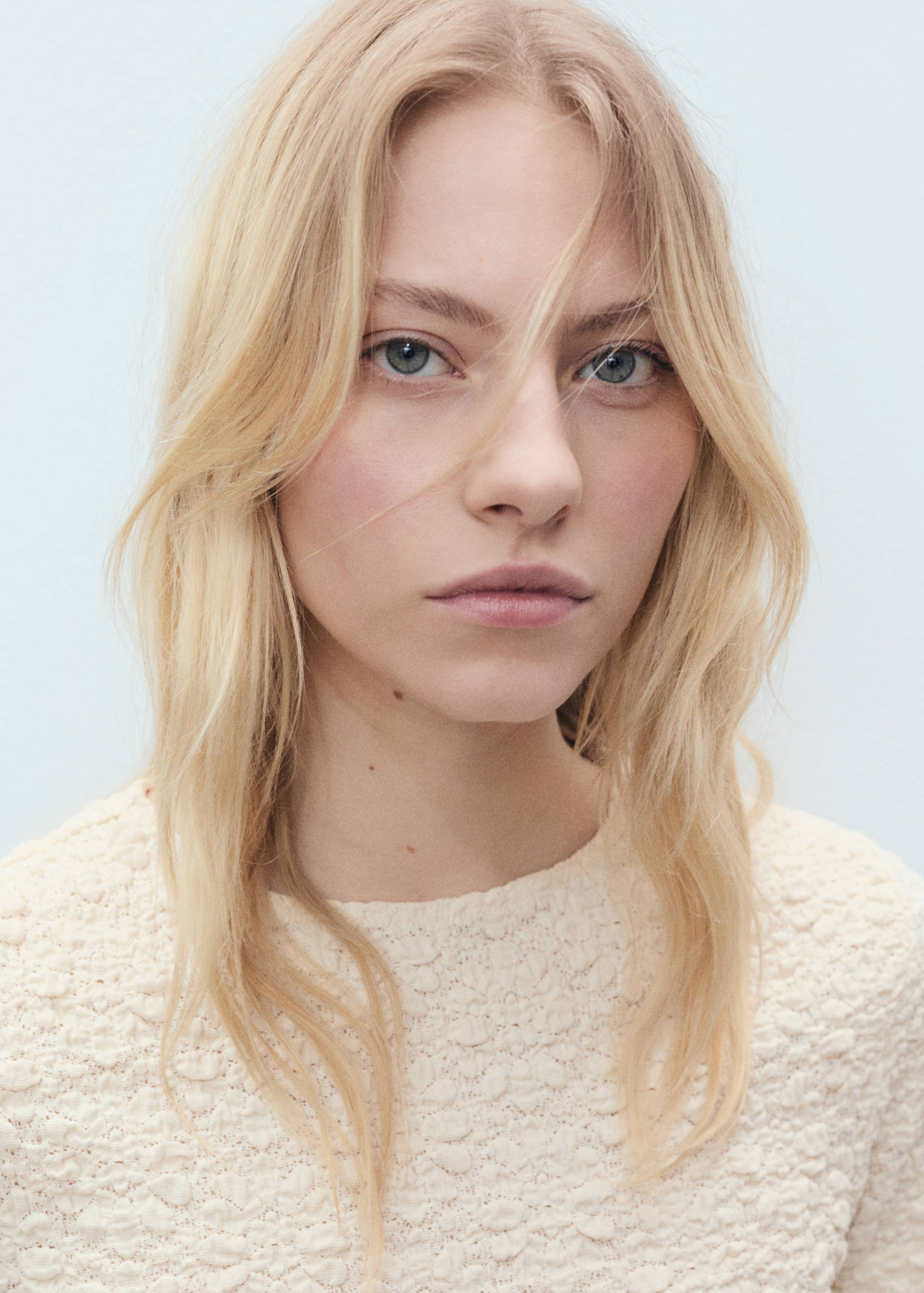 Textured cotton-blend t-shirt - Details of the article 1