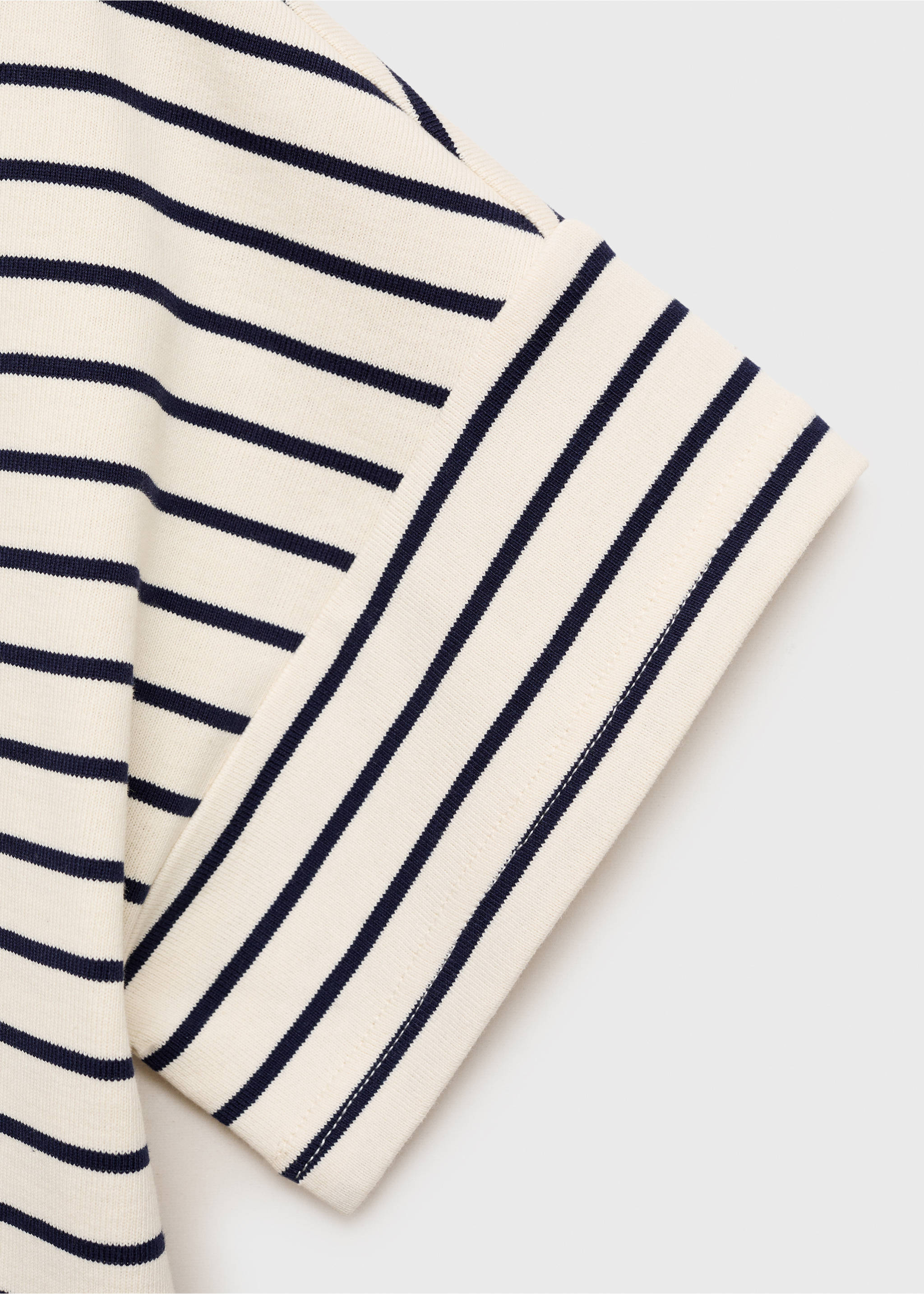 V-neck striped T-shirt - Details of the article 0, Dark Navy. Ref: 87057183-00.