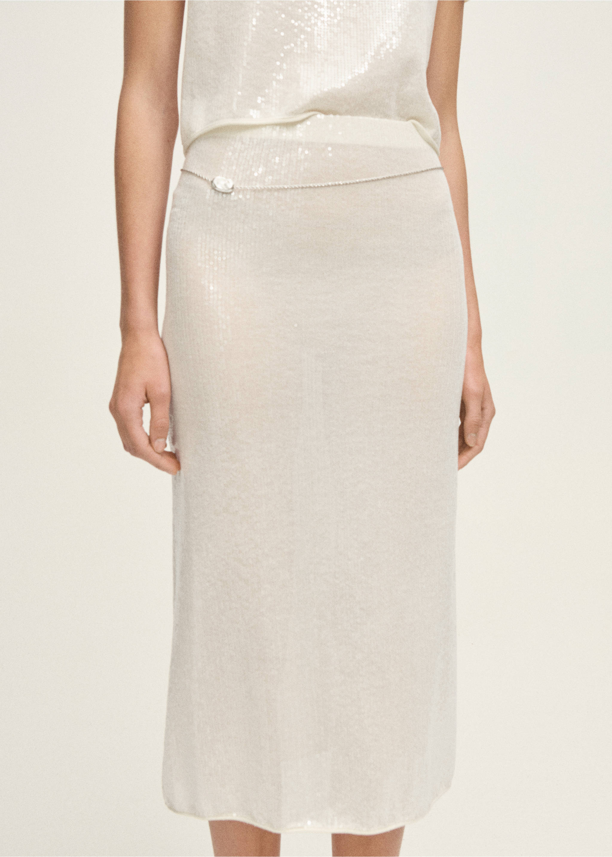 Falda punto lápiz lentejuelas - Plano medio, Vainilla. Ref: 87057190-00.