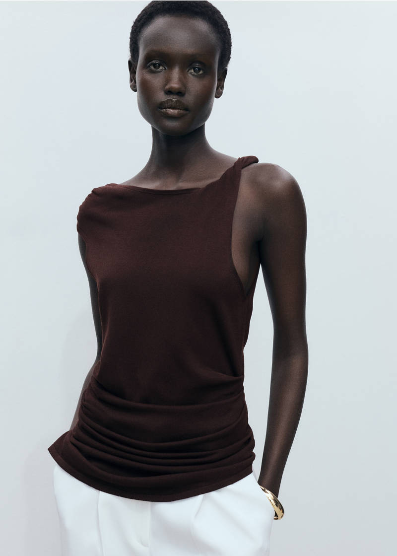 Asymmetrical fine-knit top - Chocolate