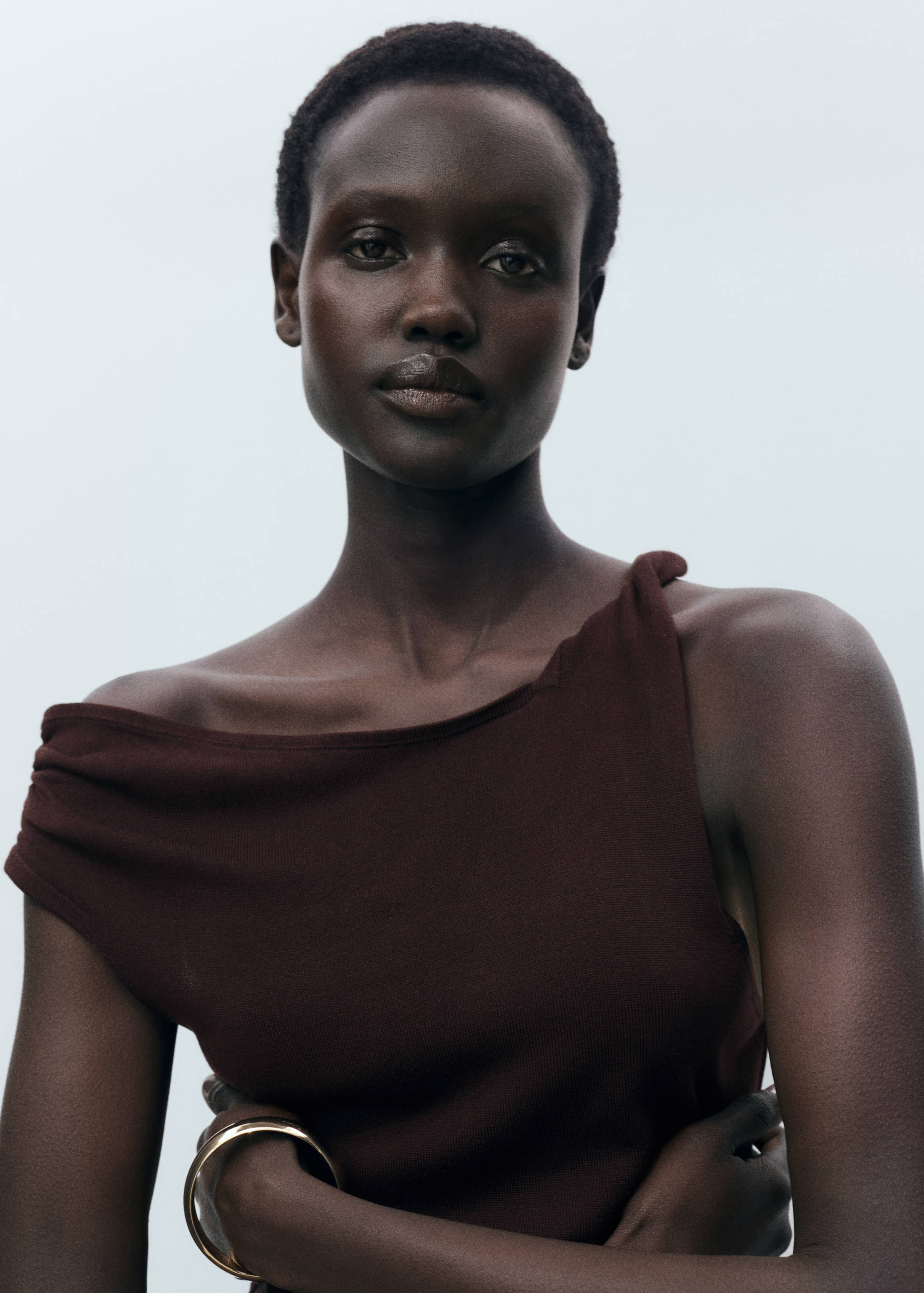 Asymmetrical fine-knit top - Details of the article 1