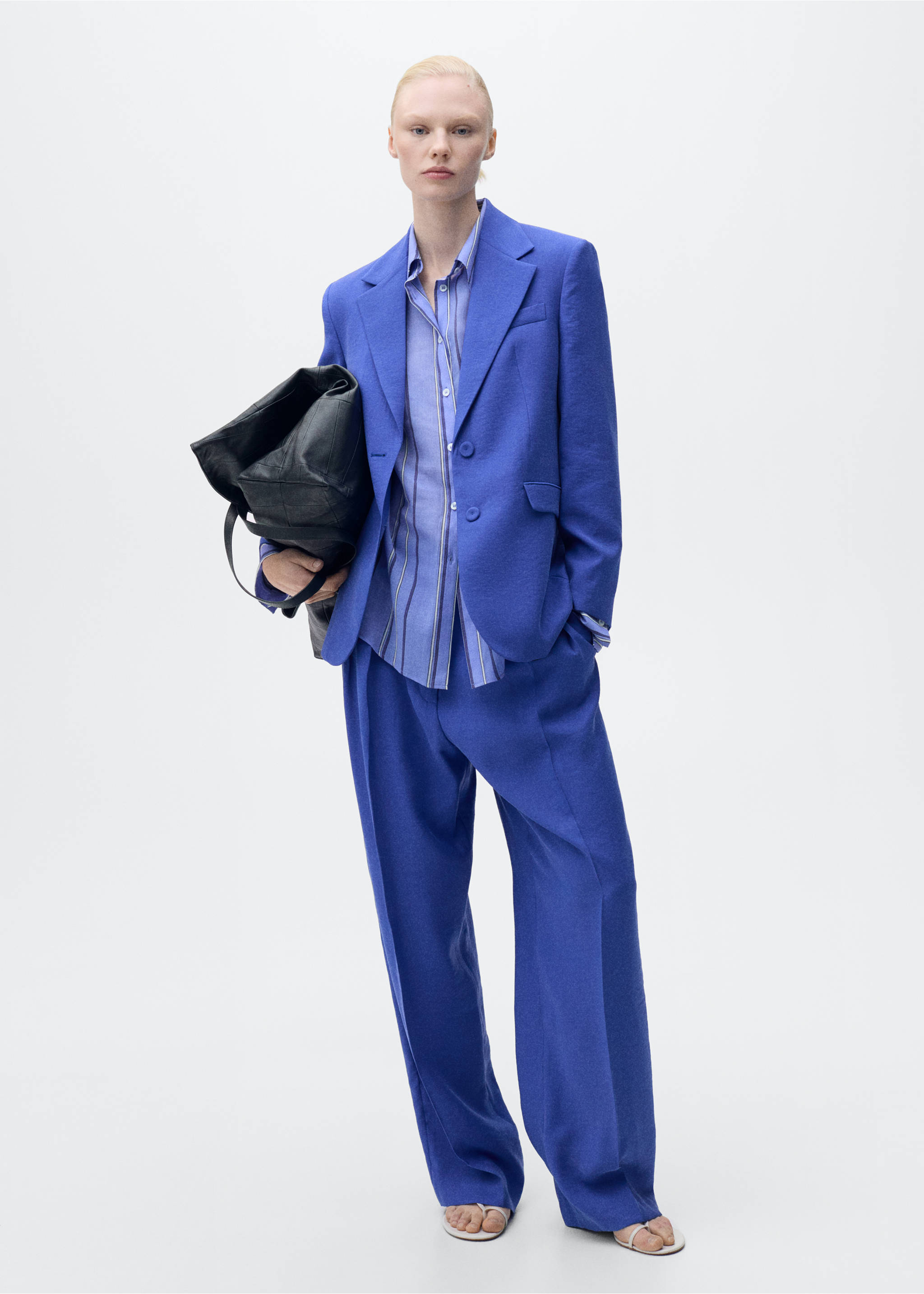 Wide leg pleated suit trousers - General plane, Blue. Ref: 87057194-00.