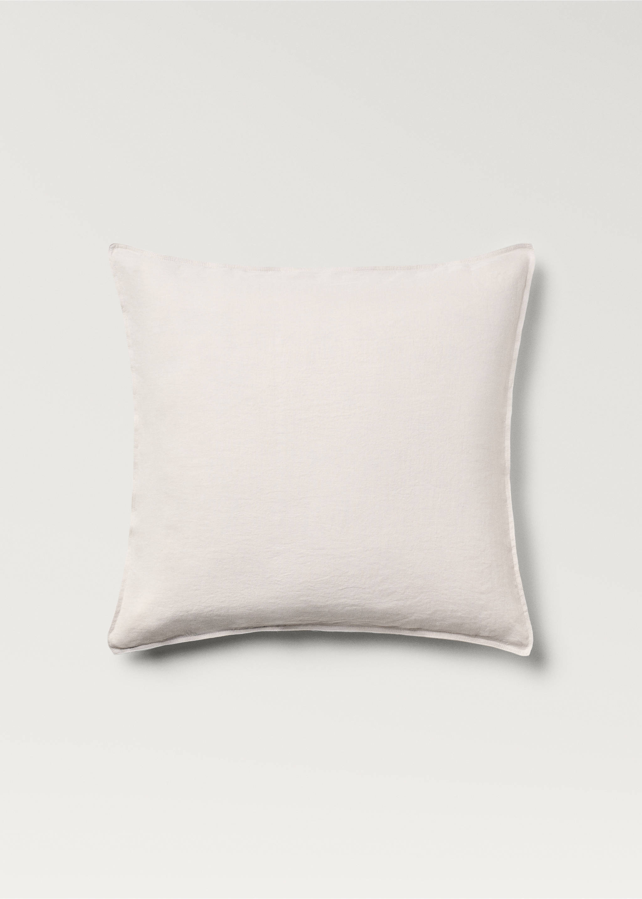 Two washed linen pillowcases 60x60 cm - Article without model, Beige. Ref: 87057197-00.