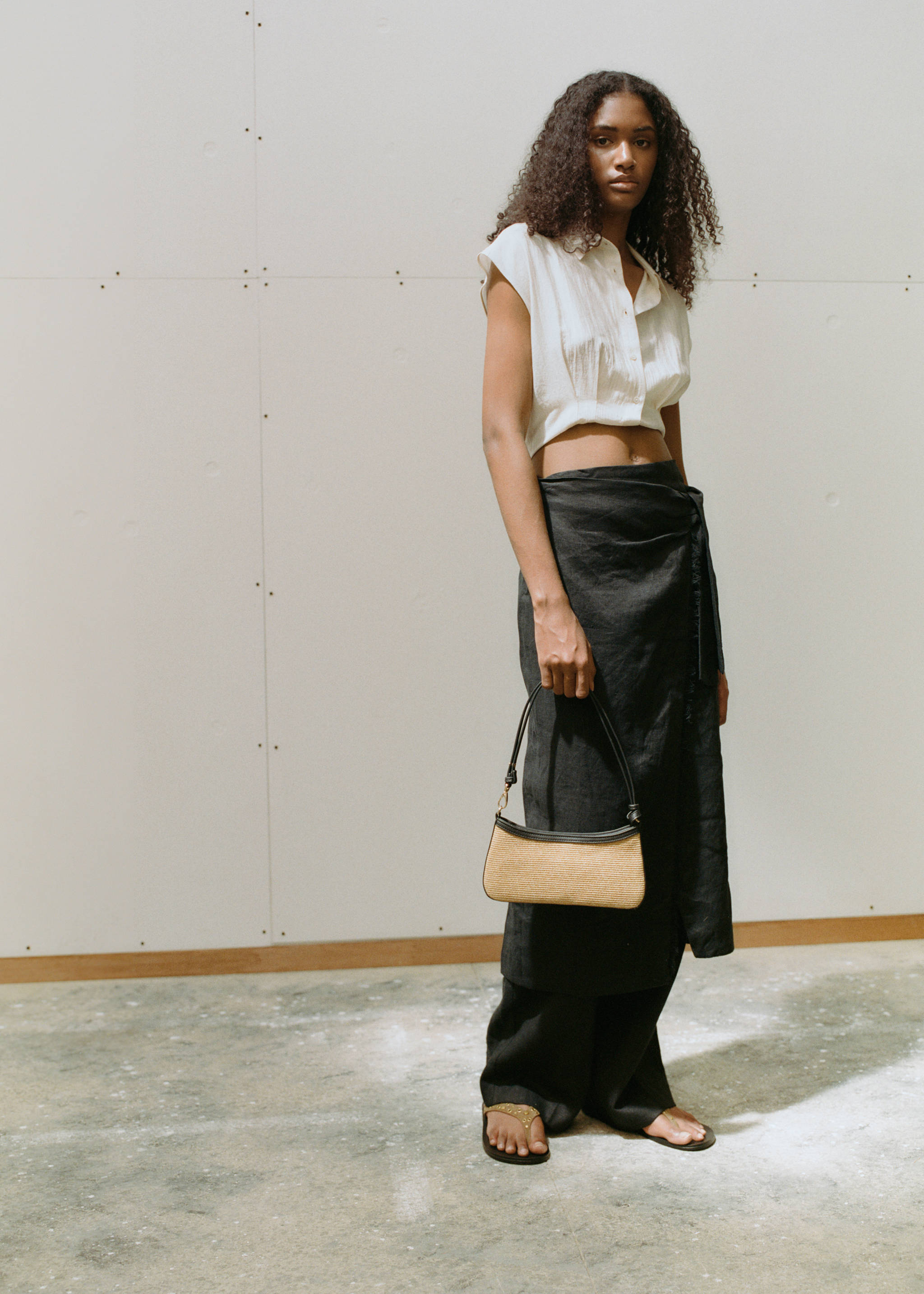 Natural fibre shoulder bag - General plane, Black. Ref: 87057676-00.