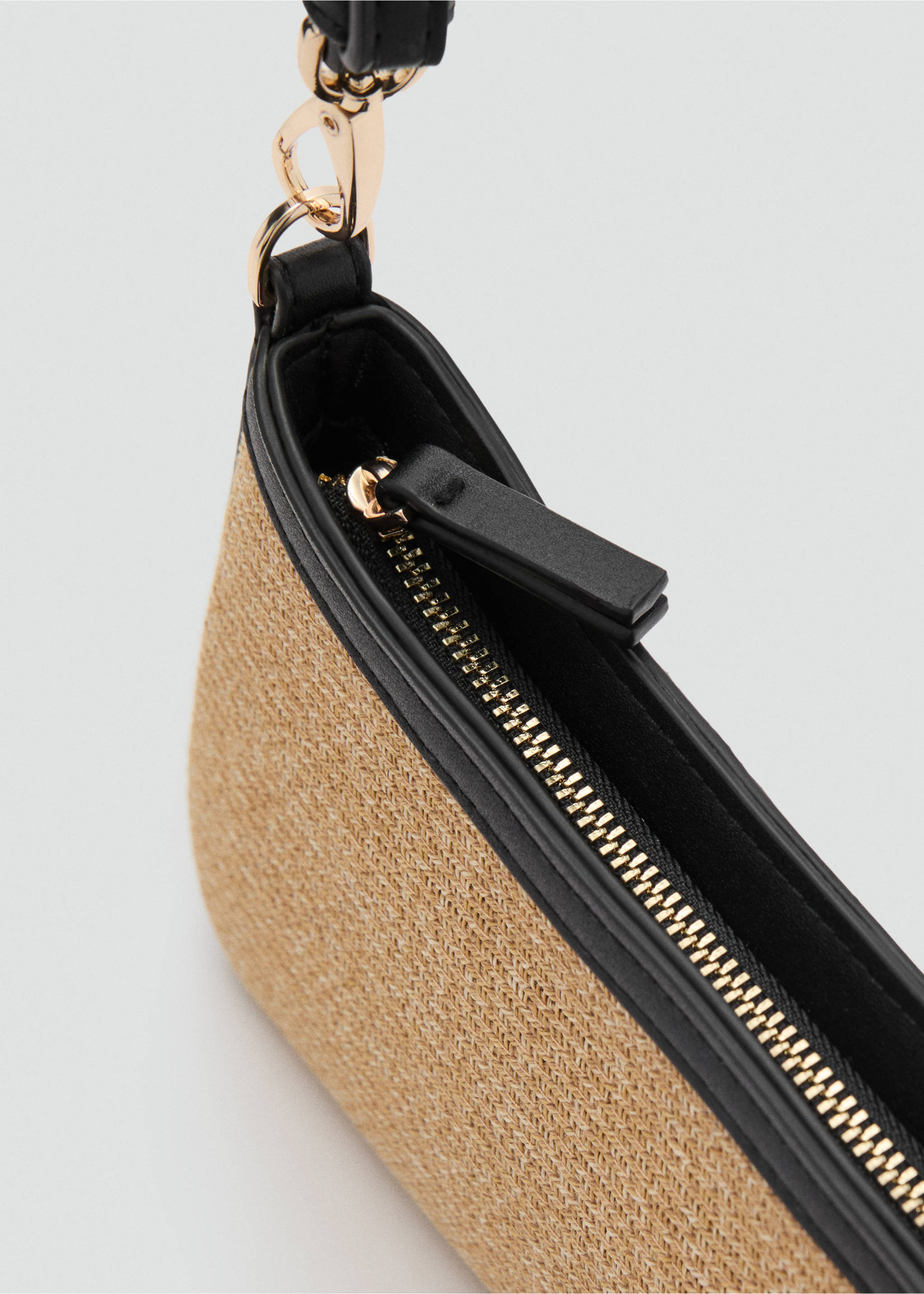 Natural fibre shoulder bag - Details of the article 2, Black. Ref: 87057676-00.