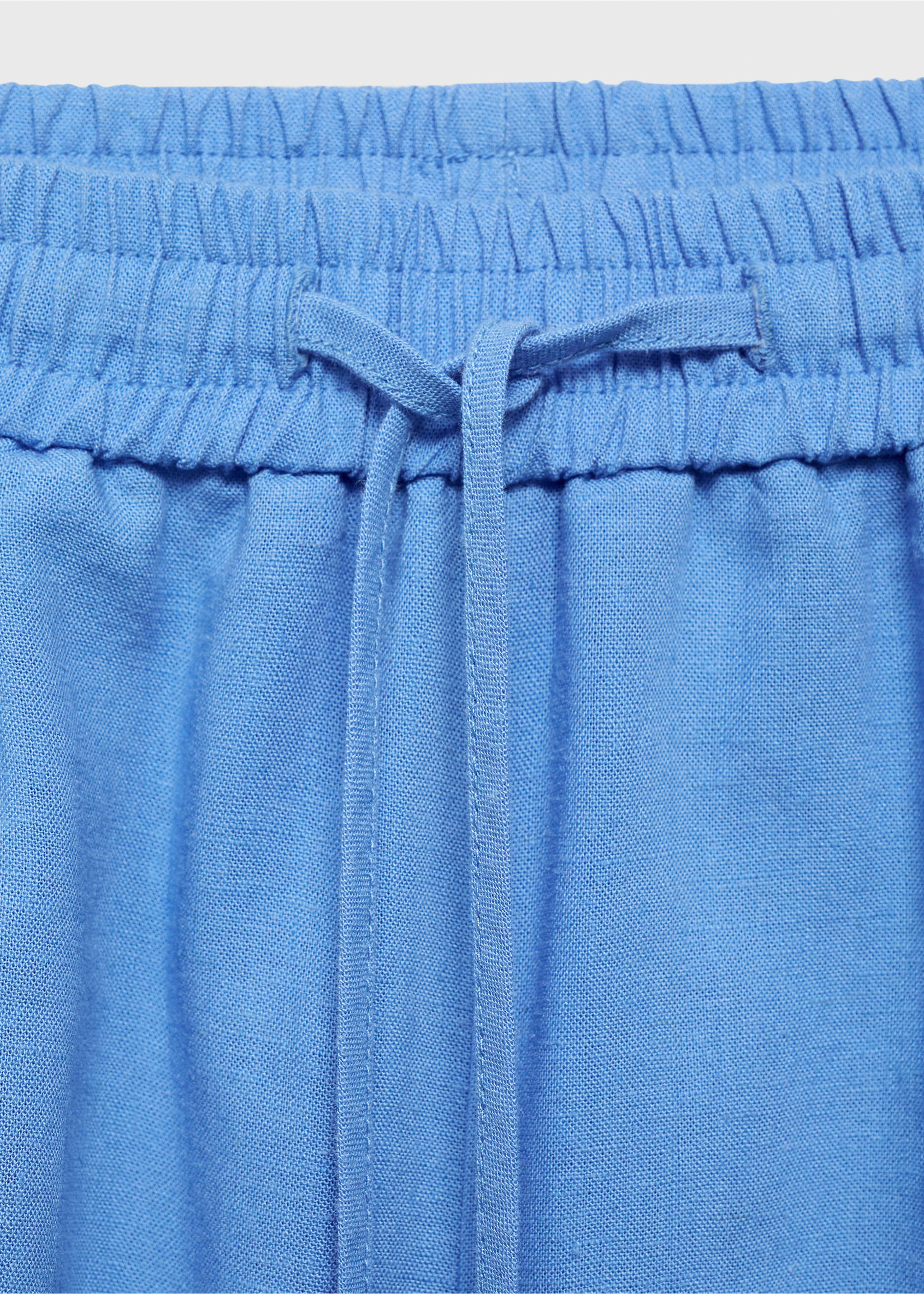 Leinenshorts mit Kordel - Detail des Artikels 8, Himmelblau. Ref: 87057683-00.