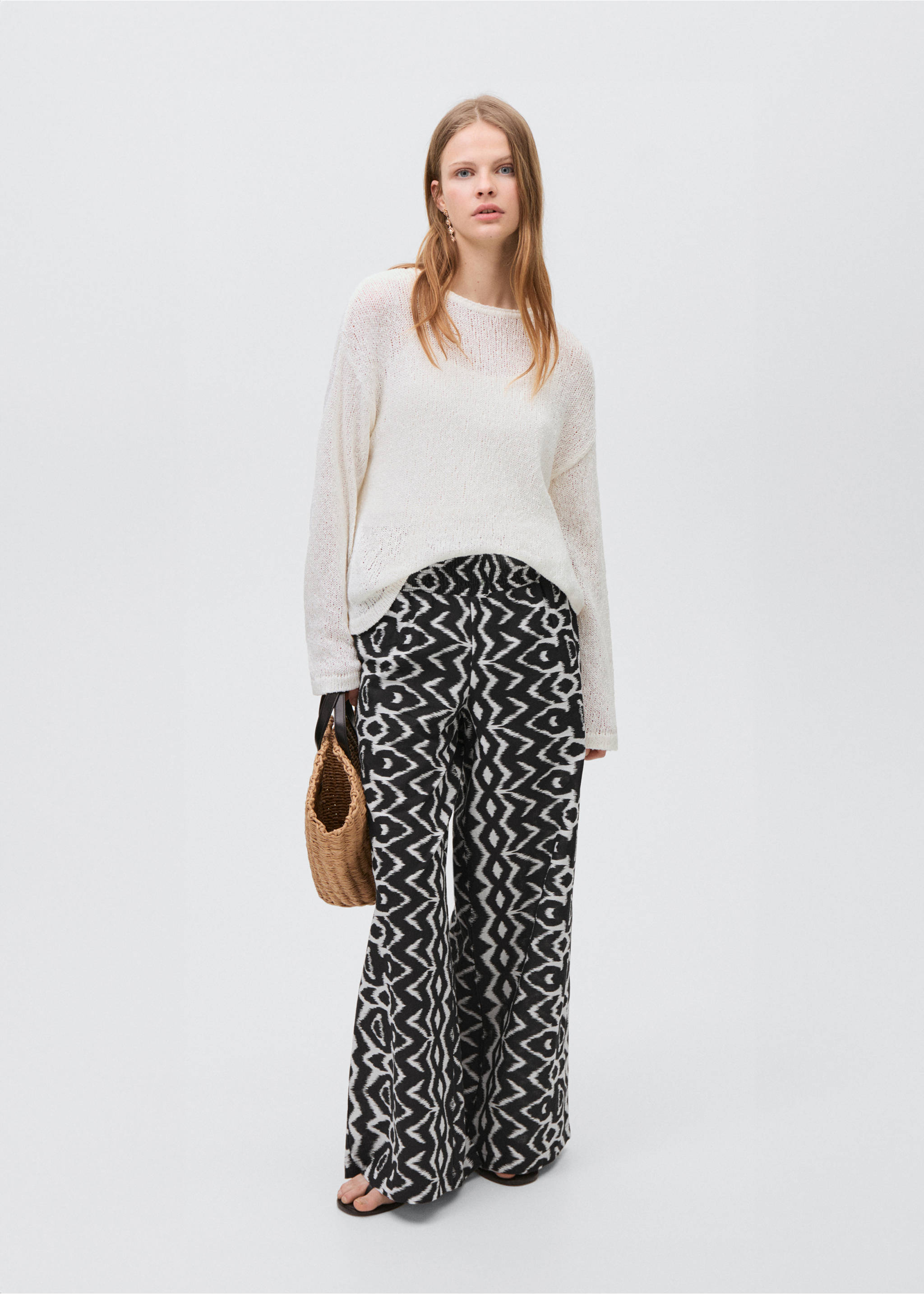 Calças retas estampadas - Plano geral, Preto. Ref: 87057692-00.