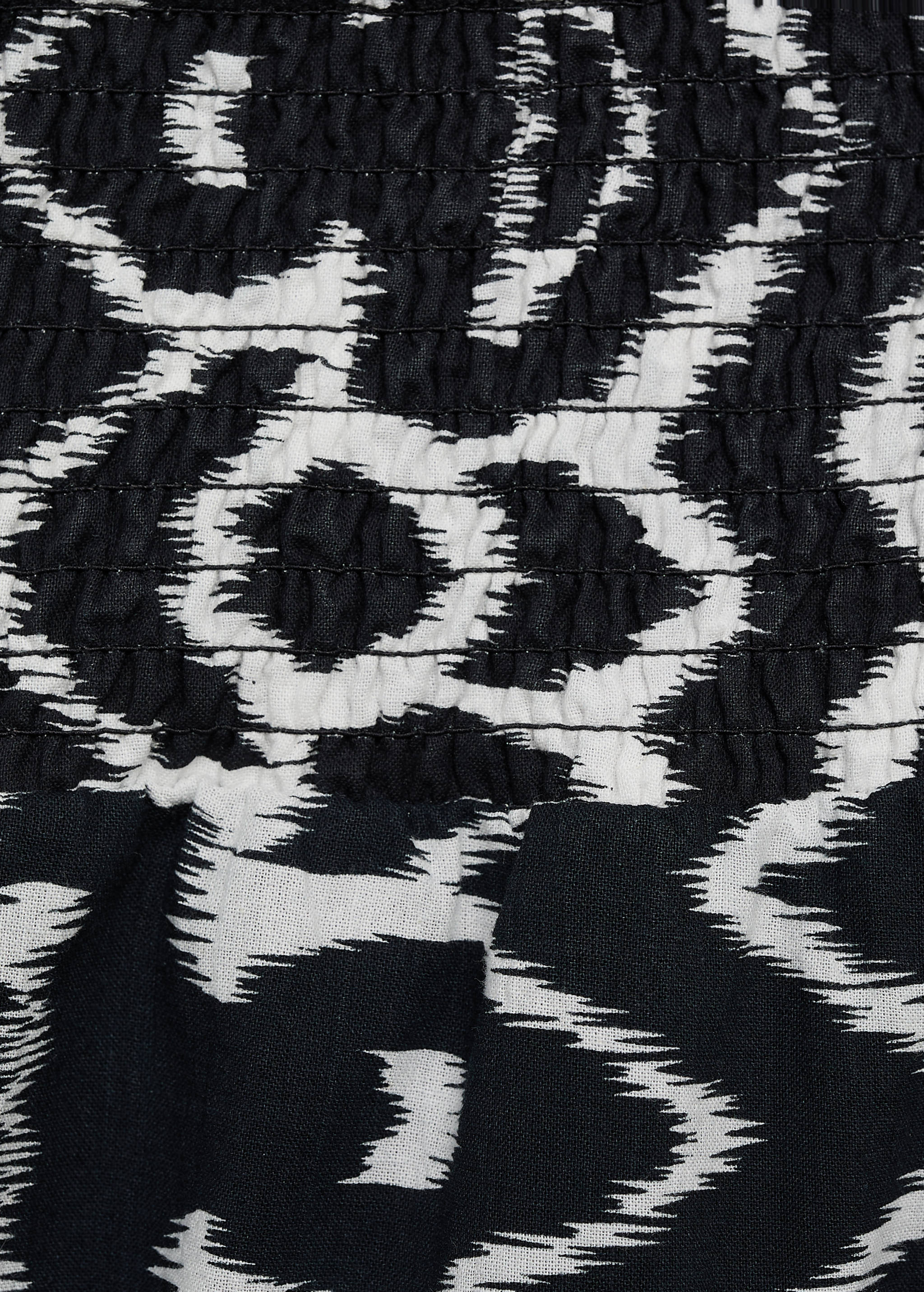 Calças retas estampadas - Pormenor do artigo 8