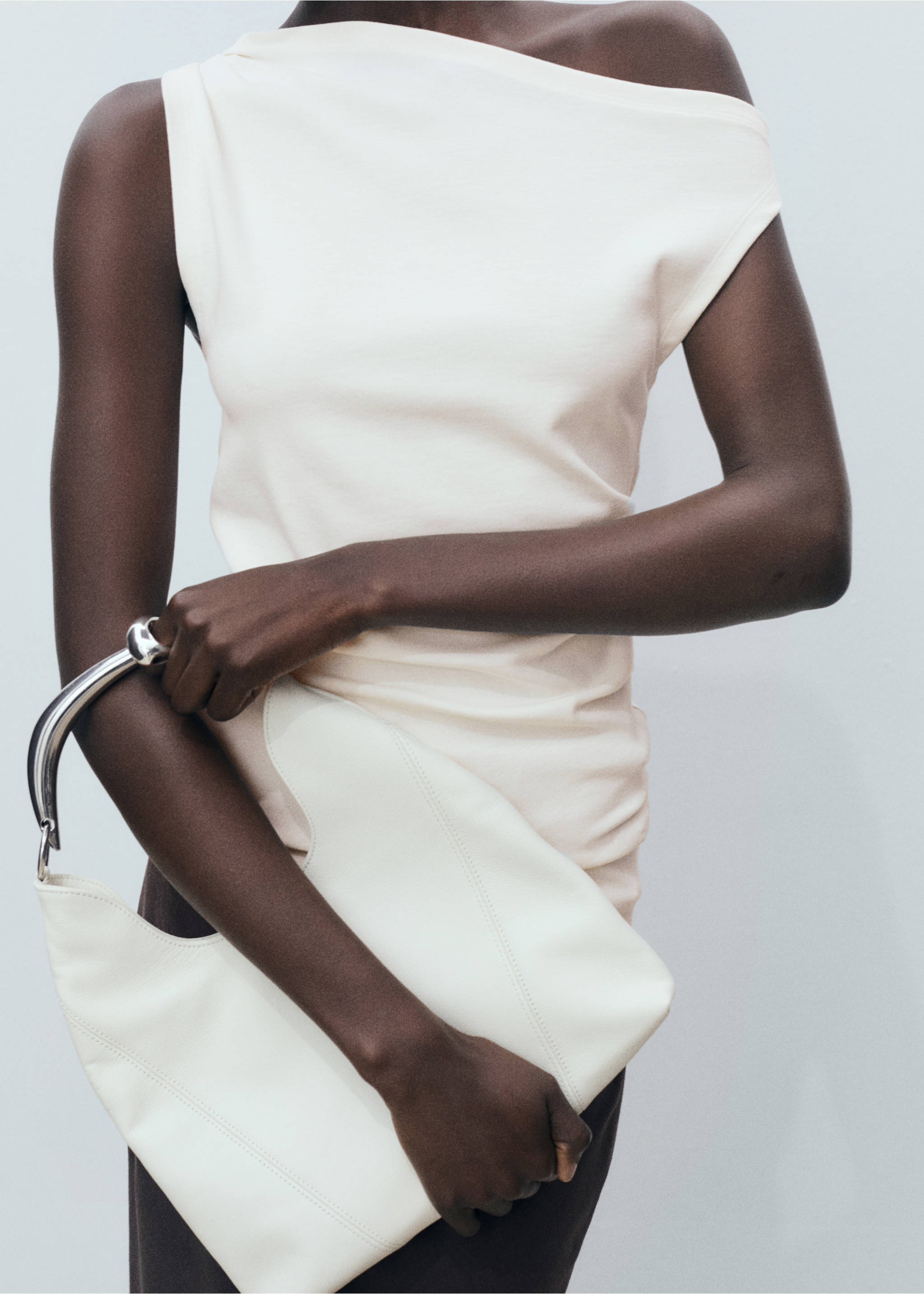 Asymmetrical modal top - Details of the article 3, Ecru. Ref: 87057713-00.
