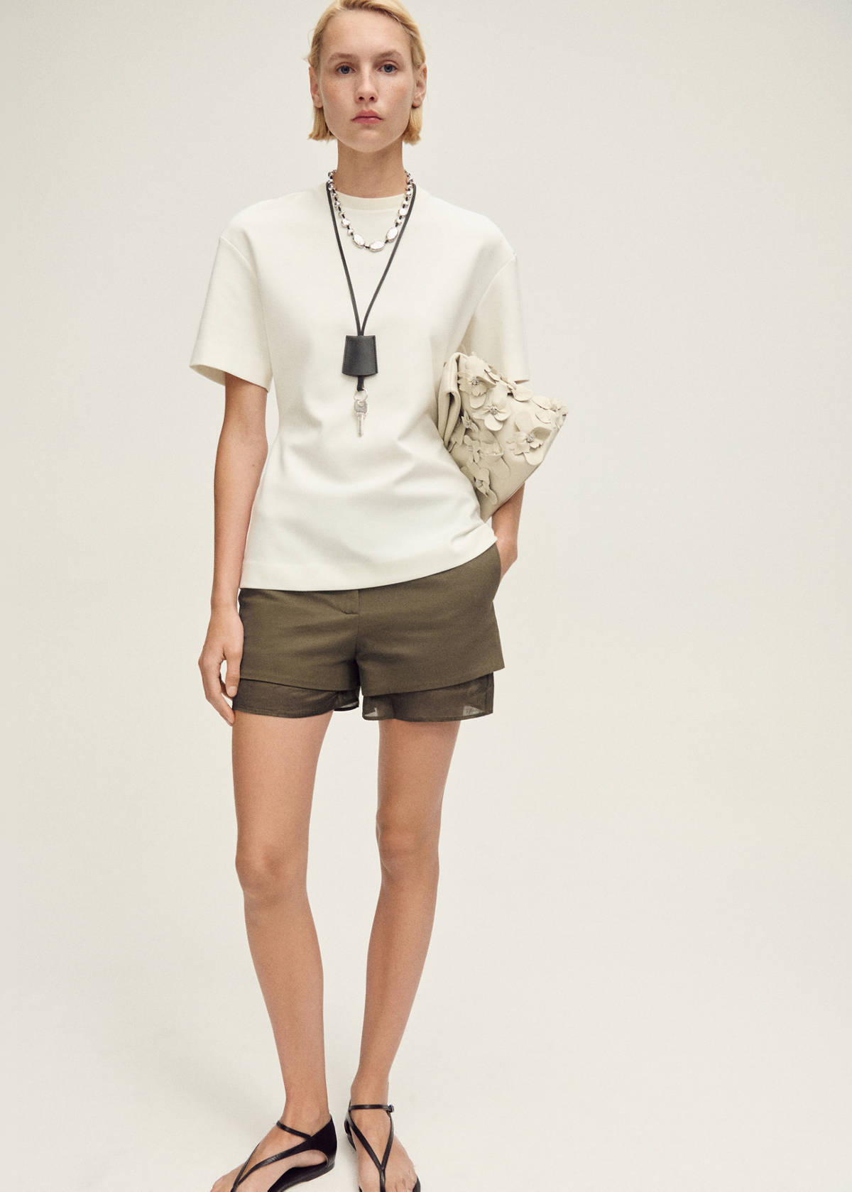 Combined linen-blend shorts