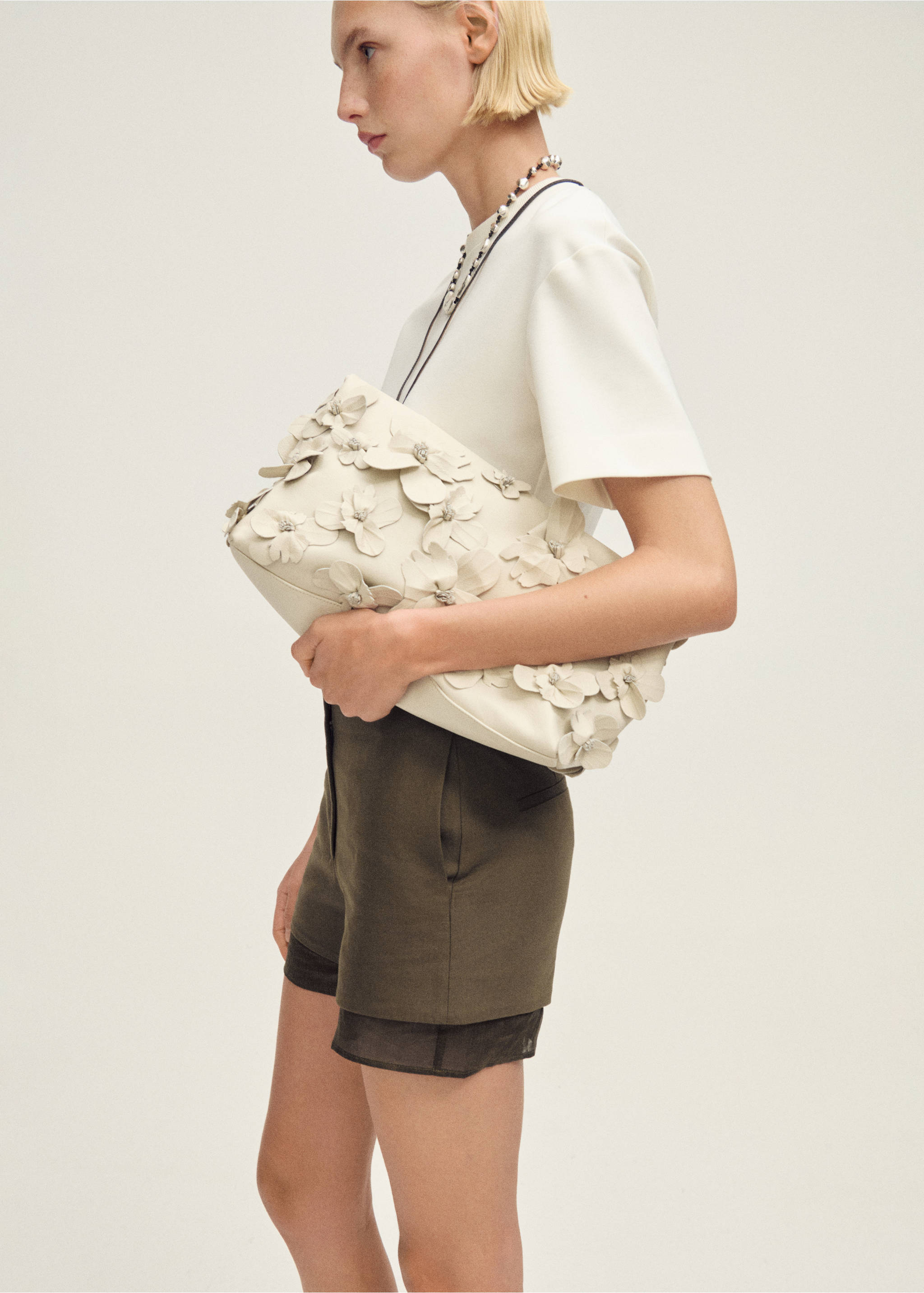 Short en lin mélangé combiné - Détail de l'article 1, Beige. Ref: 87057717-00.