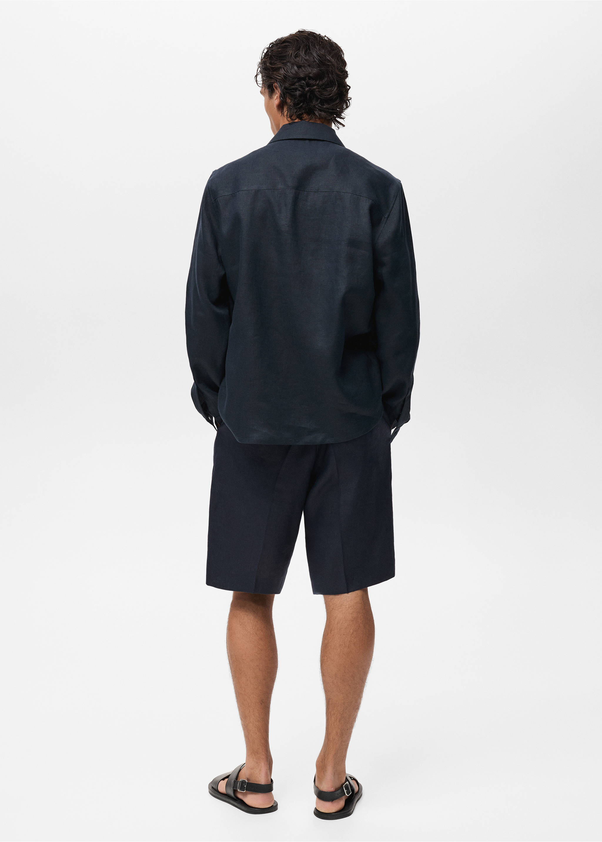 100% linen overshirt with pockets - Reverse of the article, Dark Navy. Ref: 87057893-00.