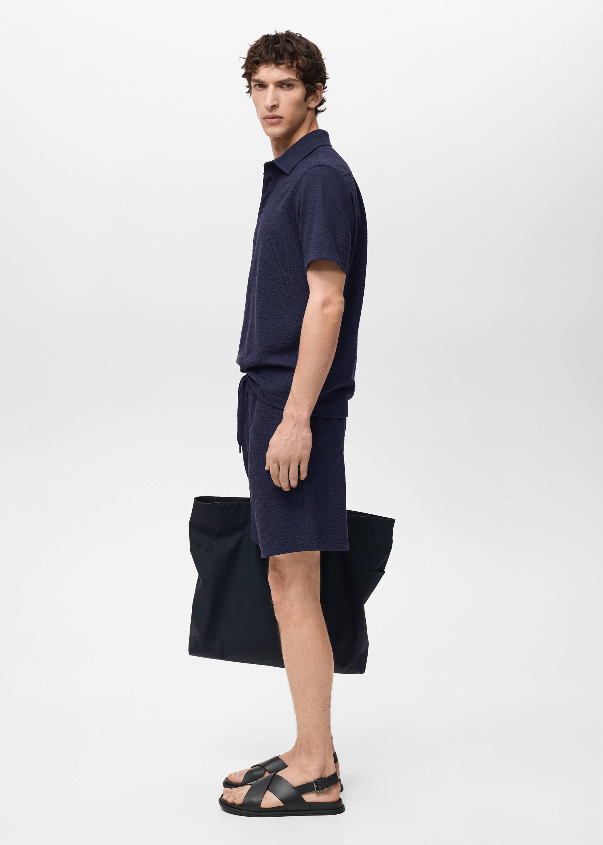 Seersucker shorts with drawstring - Details of the article 2, Dark Navy. Ref: 87057895-00.