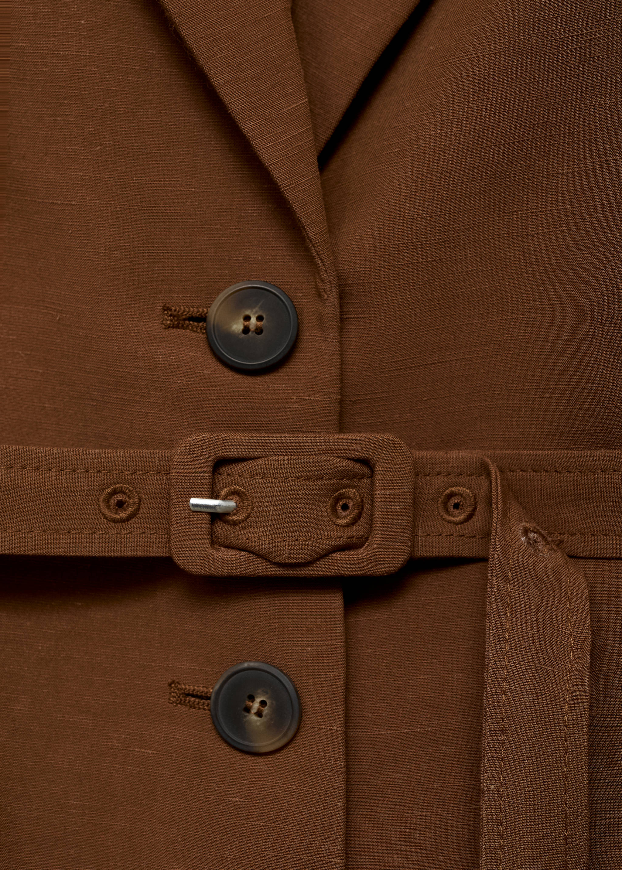 Colbert van een linnenblend met ceintuur - Detail van het artikel 0