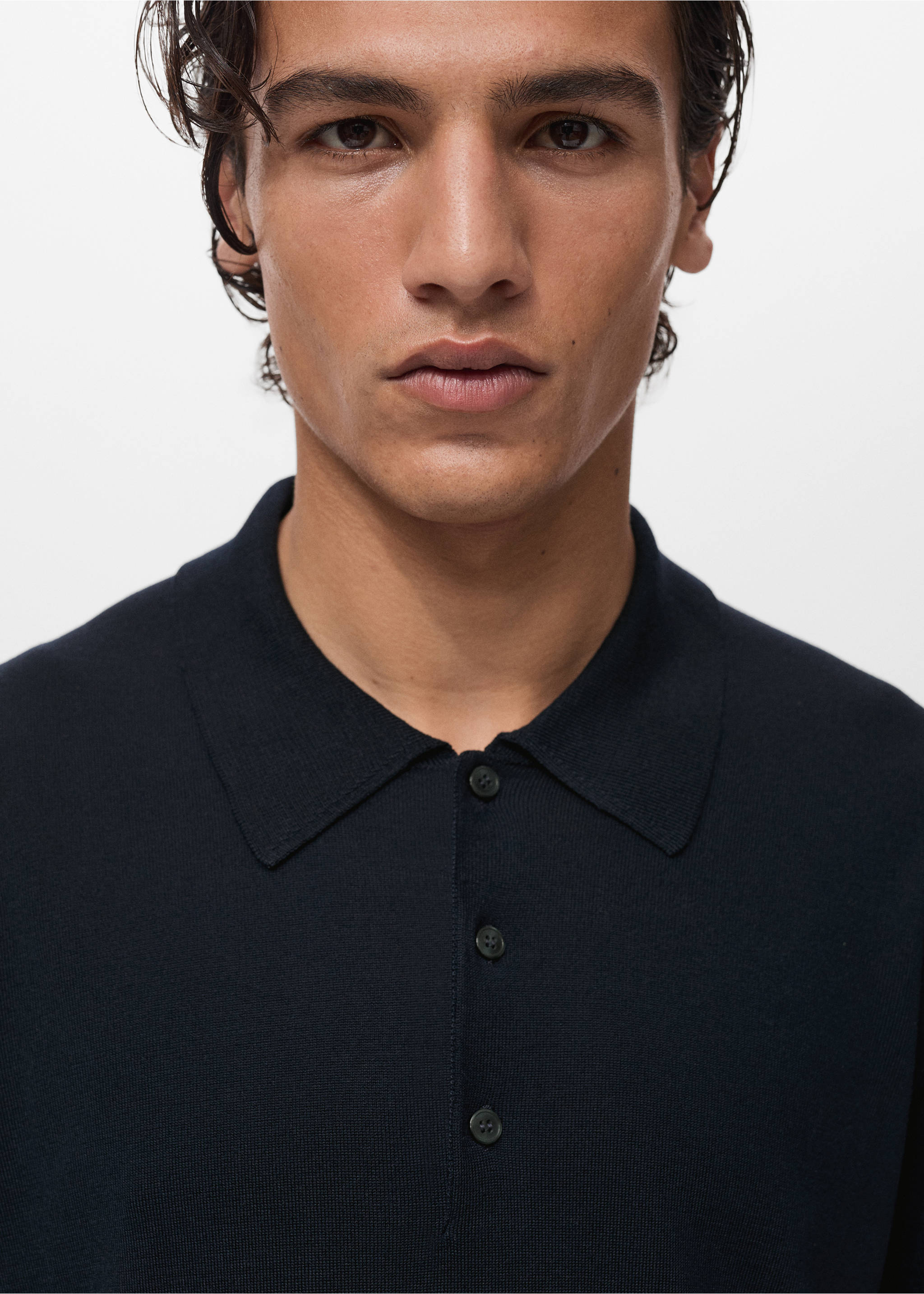 Feinstrick-Poloshirt aus Lyocell - Detail des Artikels 1, Marineblau. Ref: 87057901-00.