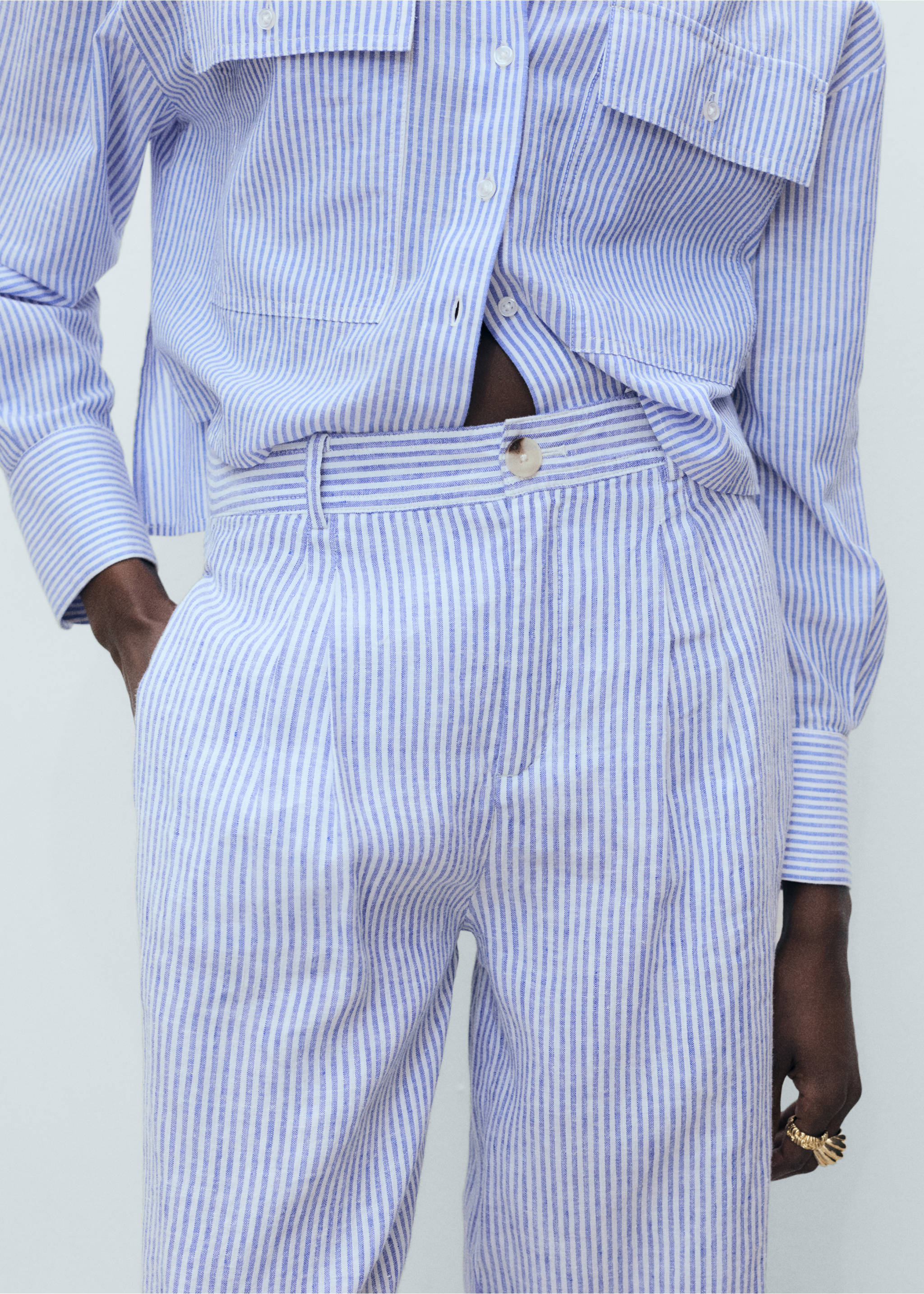 Gestreifte Leinenhose - Detail des Artikels 3, Blau. Ref: 87058259-00.