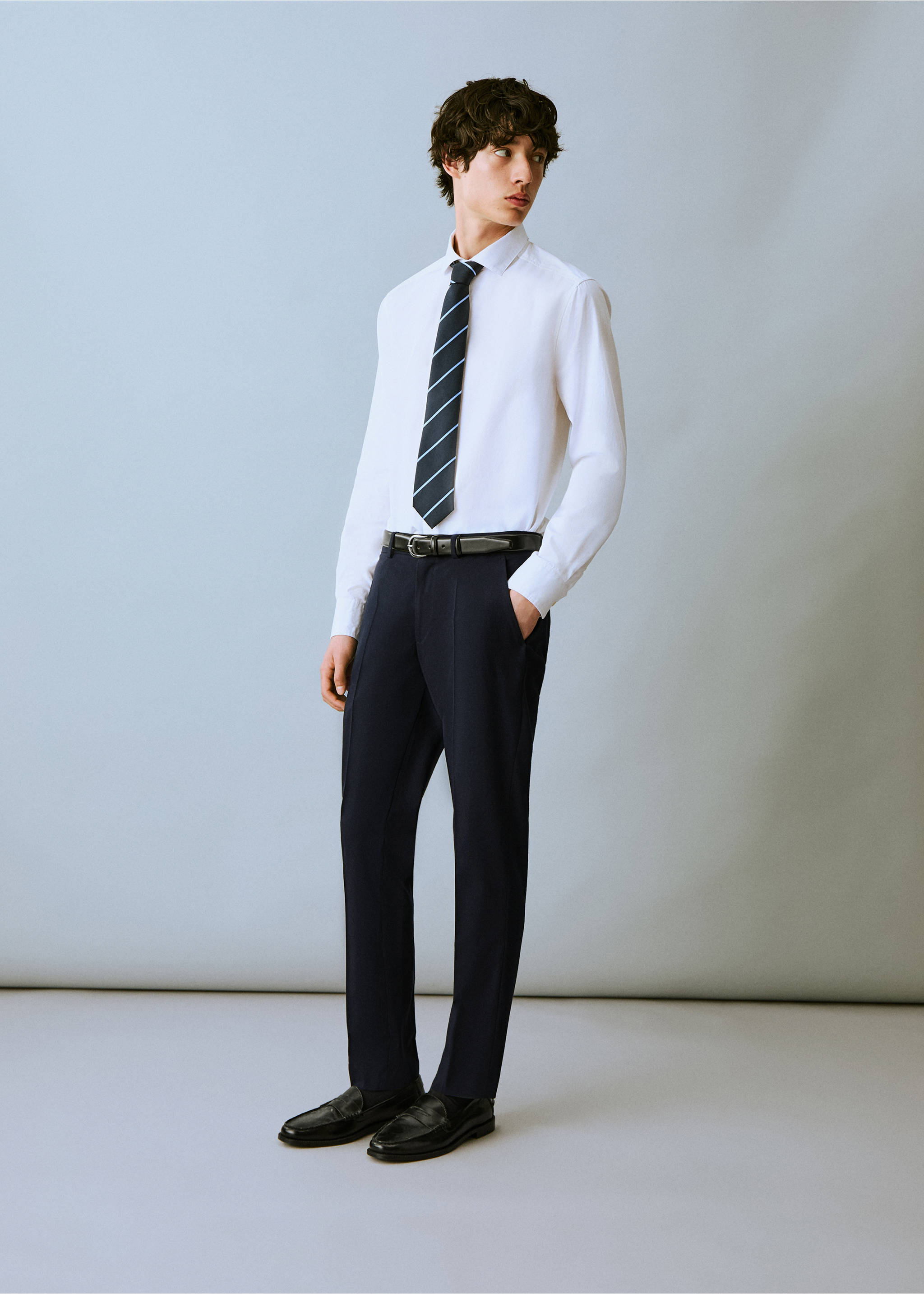 Pantalón traje - Plano general, Azul noche. Ref: 87058260-00.