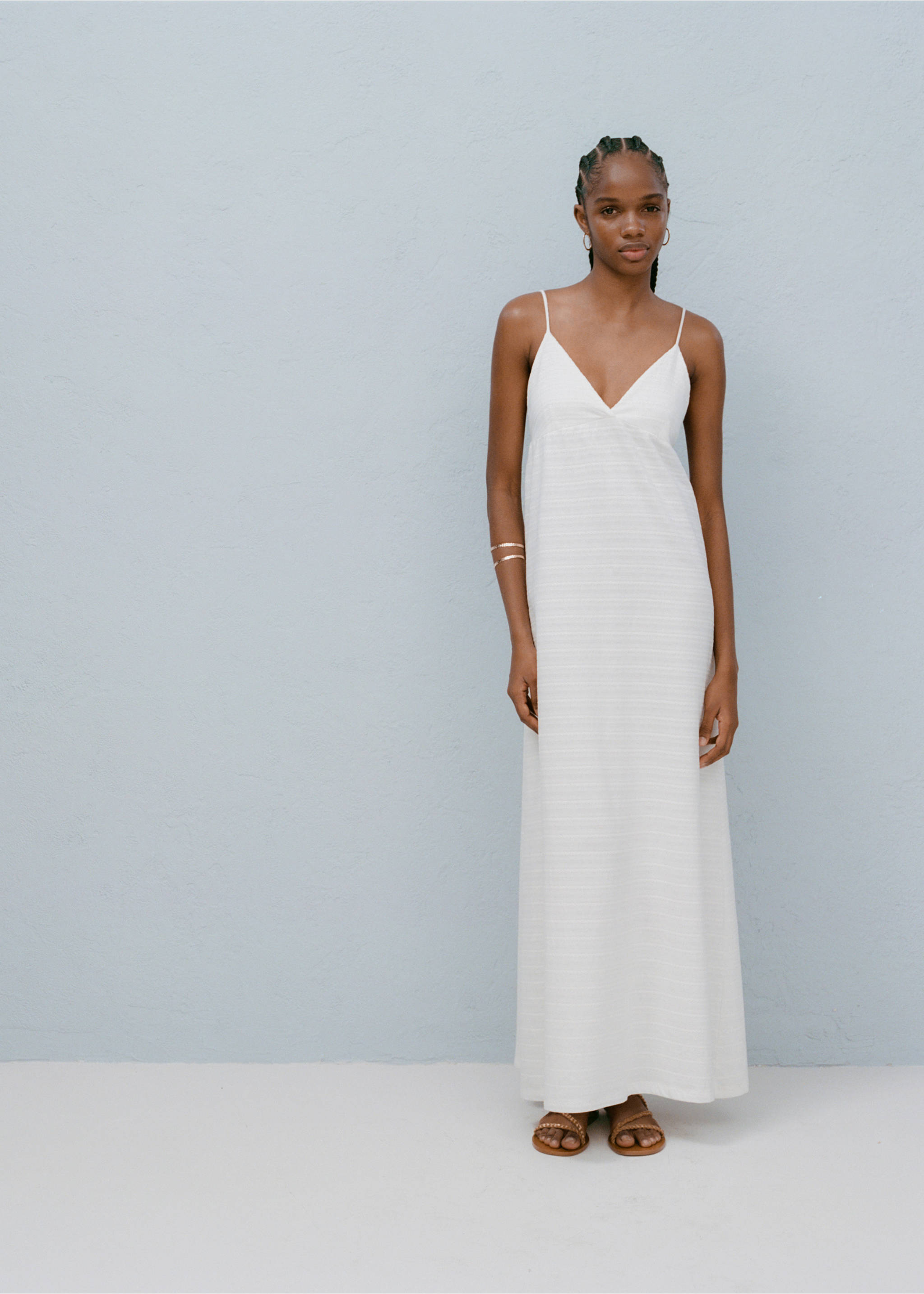 Long textured dress - Details of the article 5, Off White. Ref: 87058261-00.