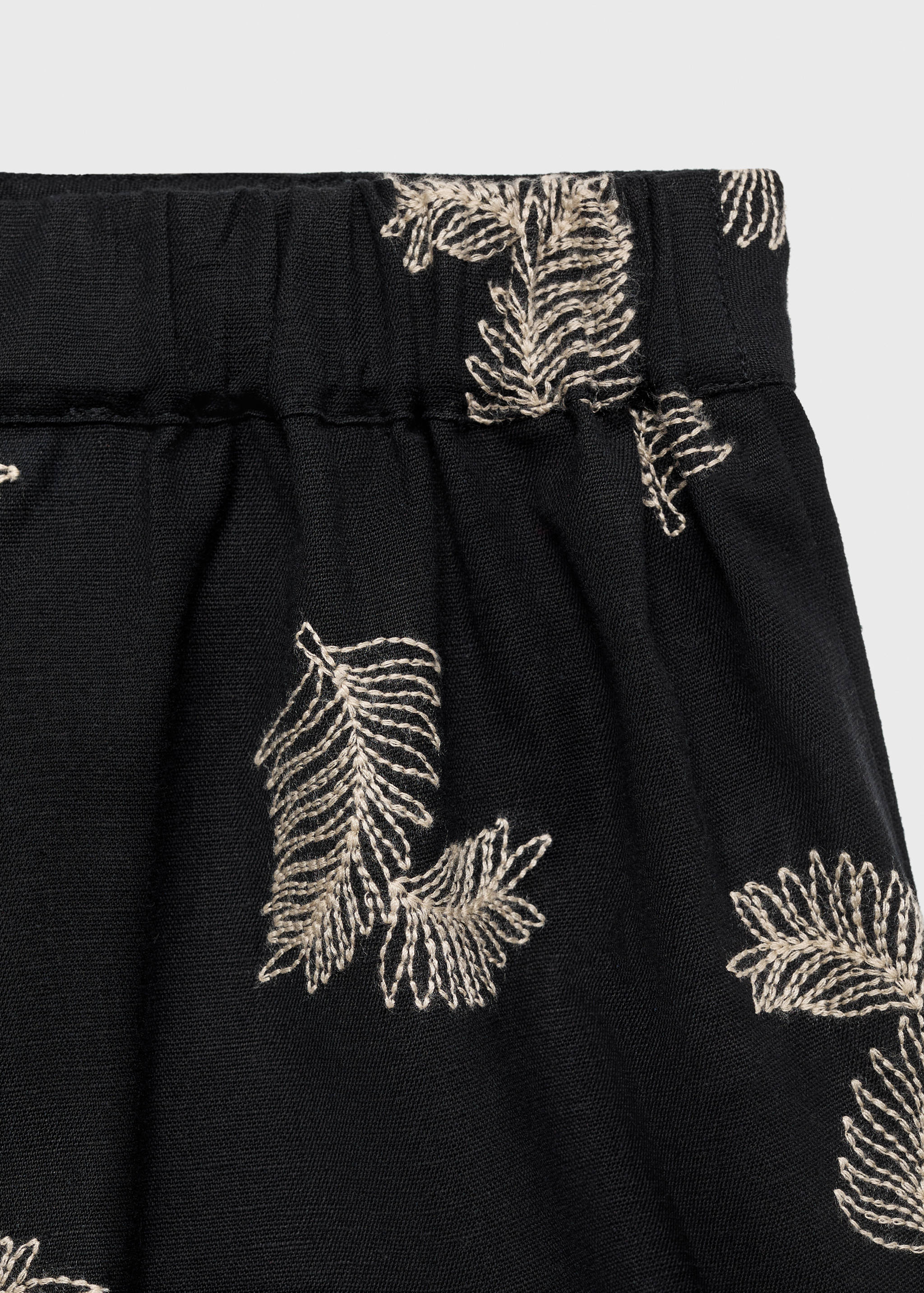 Bestickte Leinen-Shorts - Detail des Artikels 8