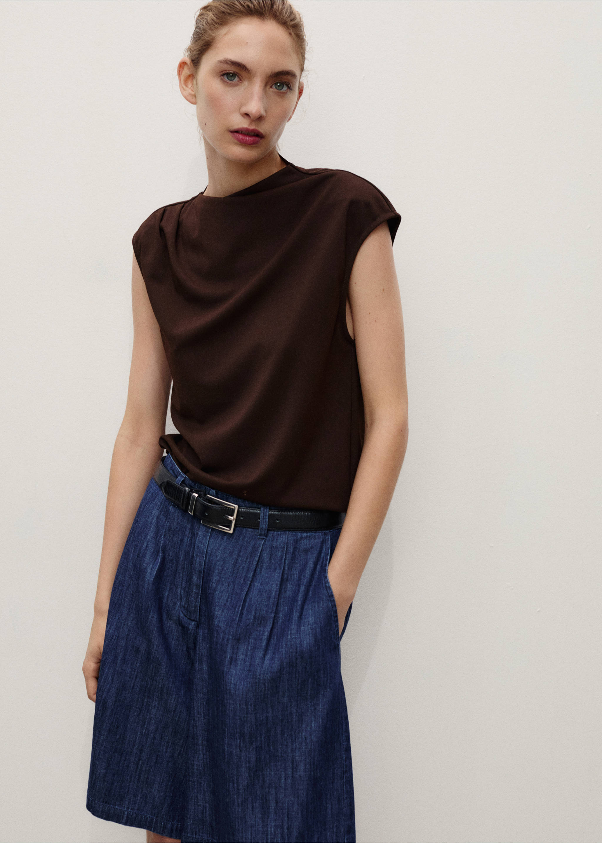 Bermuda en jean droit rinse wash - Détail de l'article 2, Bleu. Ref: 87058642-00.