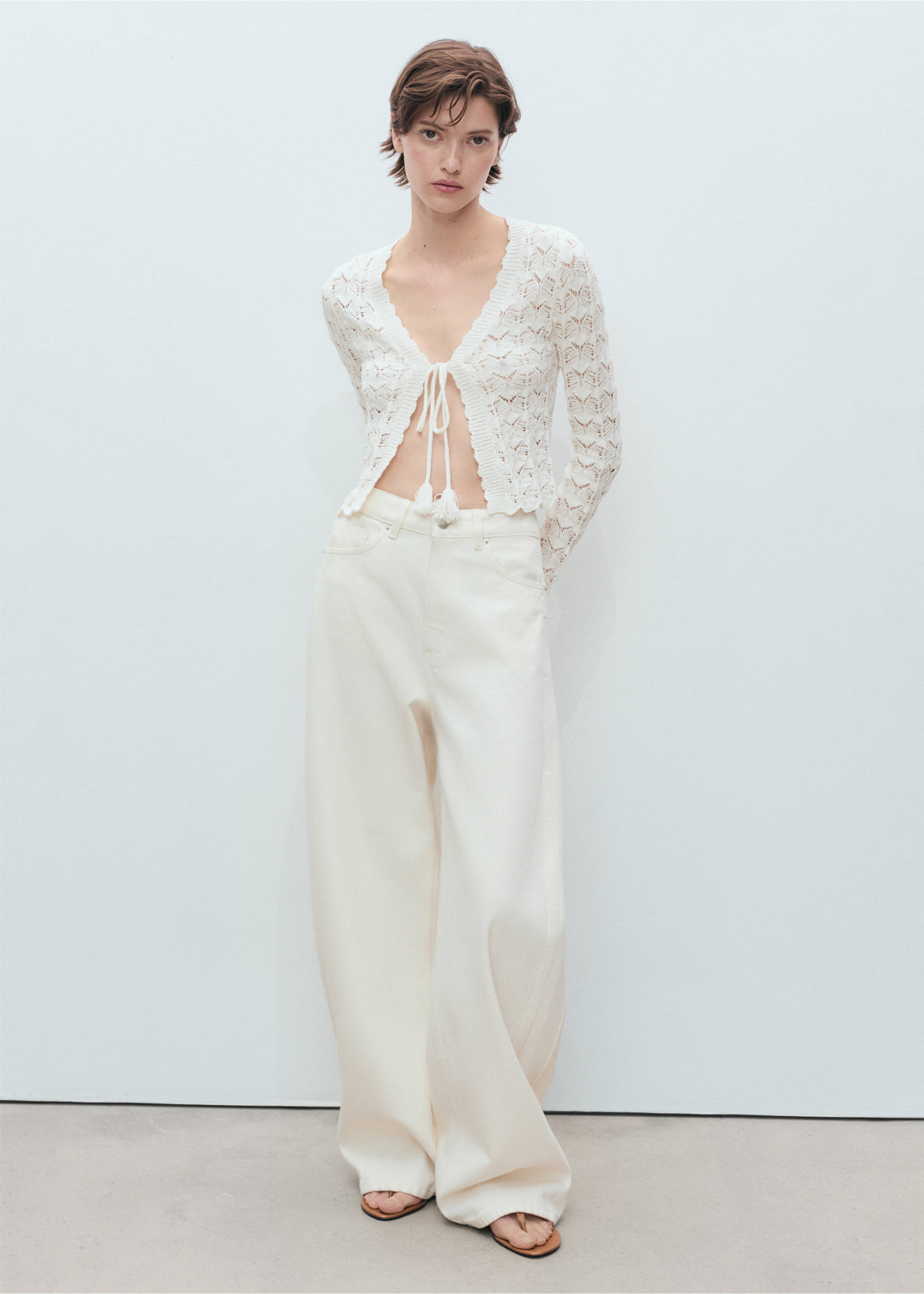 Crochet cardigan with bow closure - General plane, White. Ref: 87058643-00.