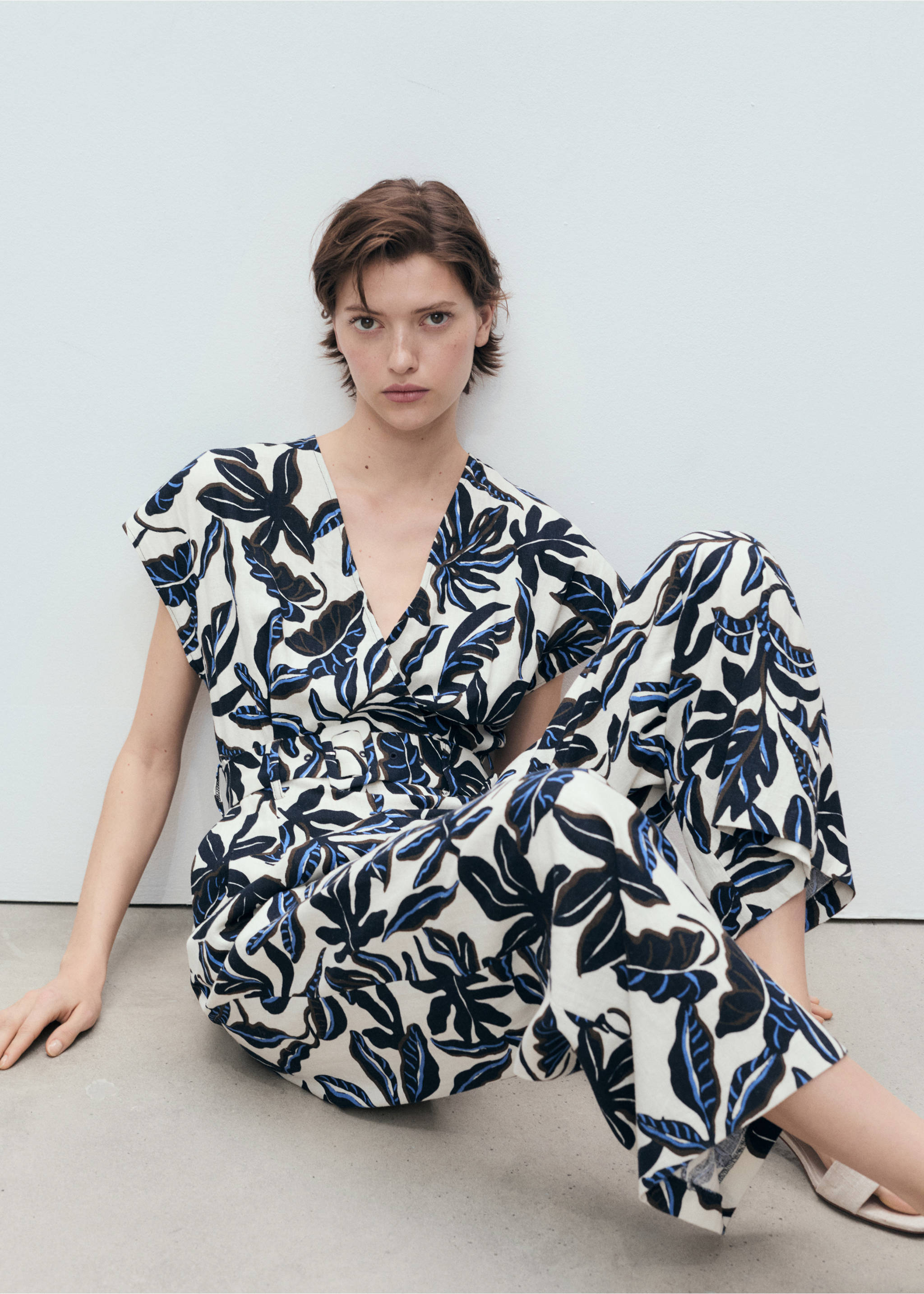 Printed linen jumpsuit with belt - Details of the article 2, Blue. Ref: 87058647-00.