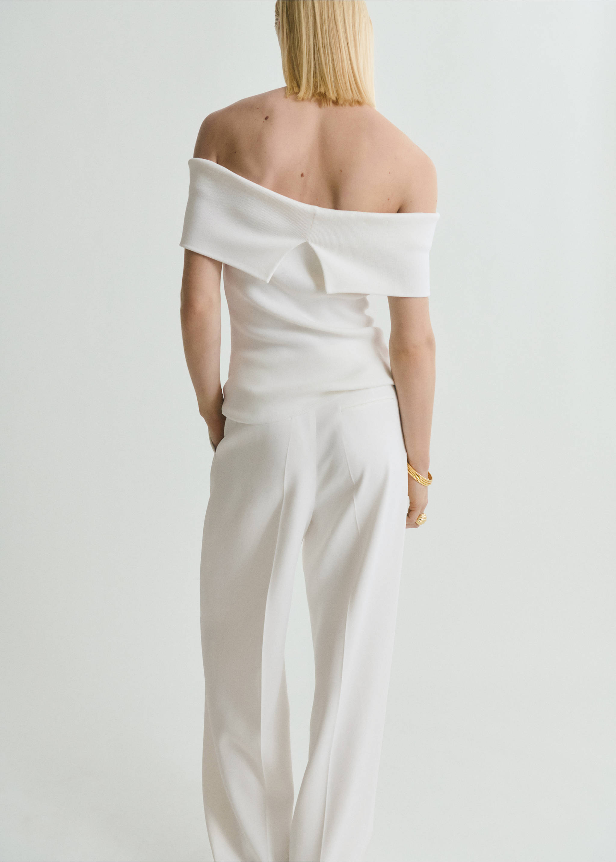 Egyenes dekoltázsú top - A cikk hátulja, Fehér. Ref: 87058649-00.