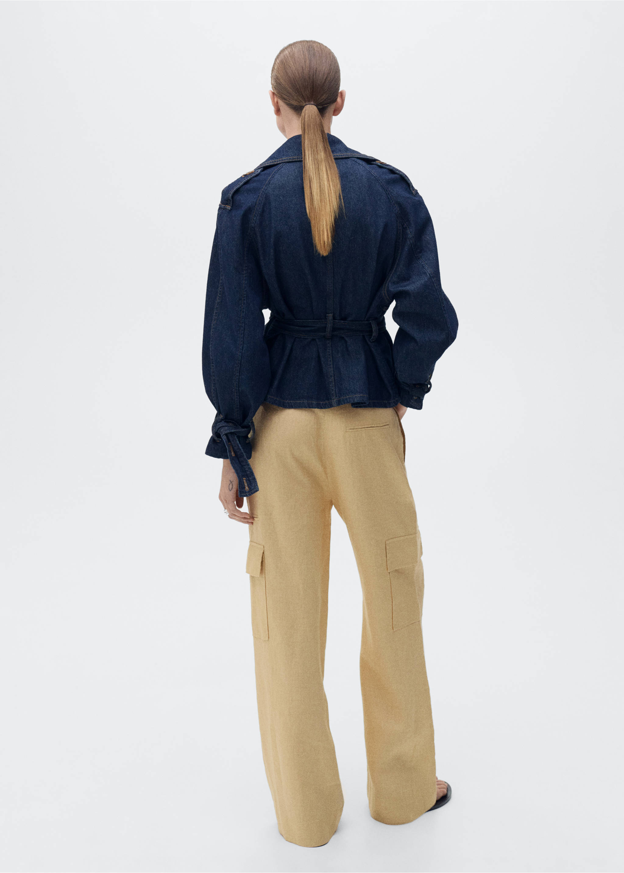 Linen cargo trousers - Reverse of the article, Mustard. Ref: 87059063-00.
