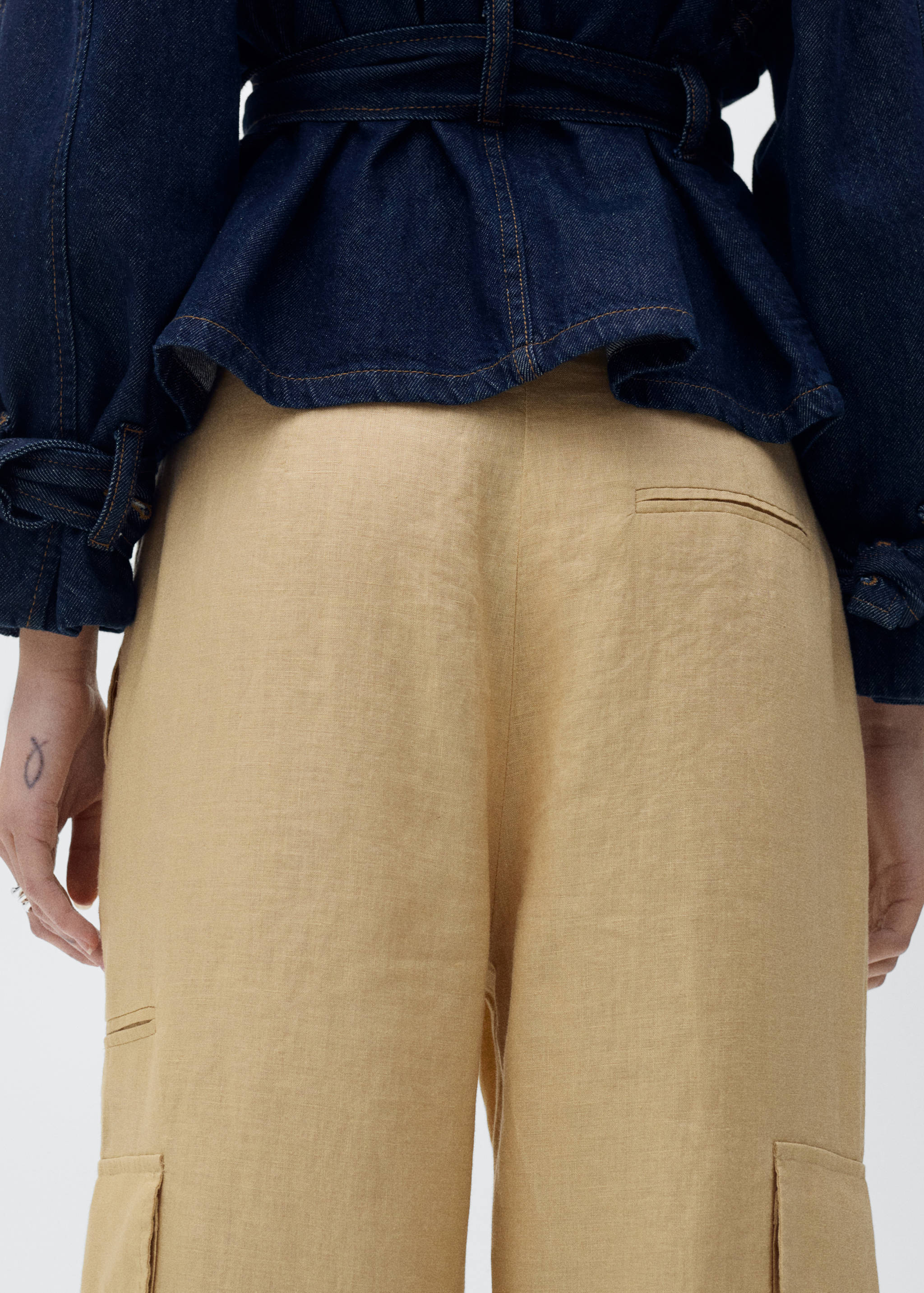 Linen cargo trousers - Details of the article 6