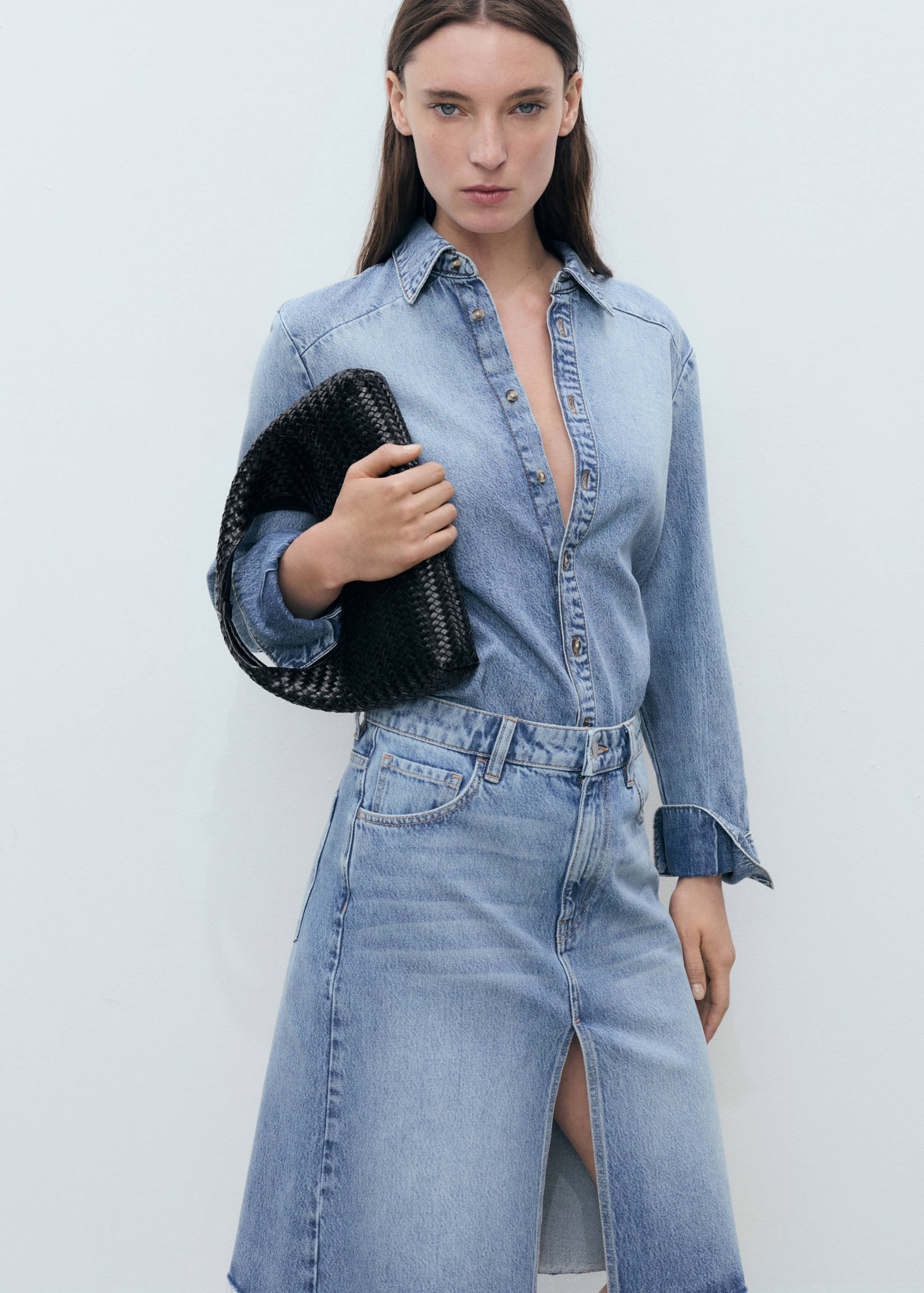 Fustă midi din denim - Plan mediu