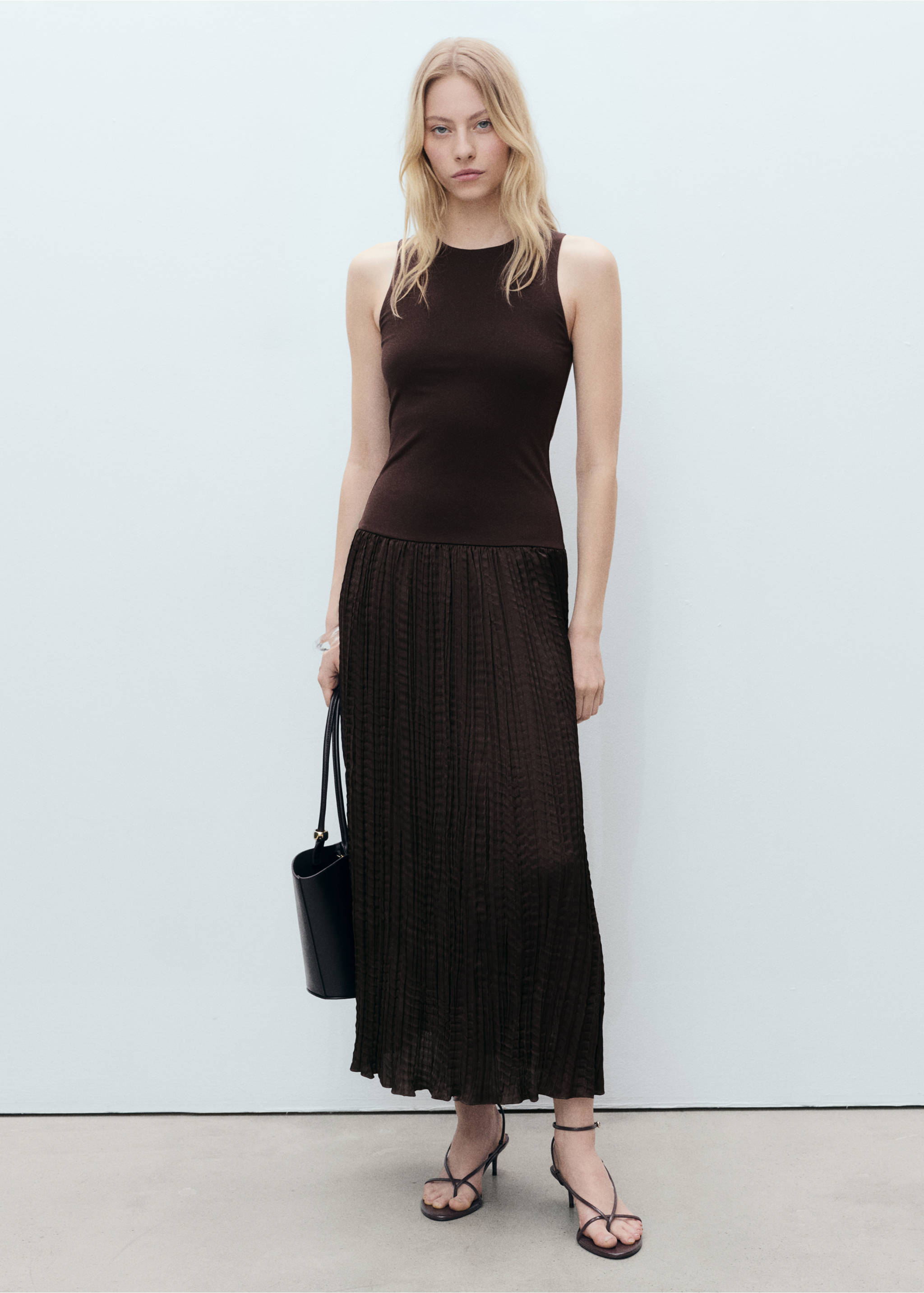 Combined-fabric long dress - General plane, Brown. Ref: 87059211-00.