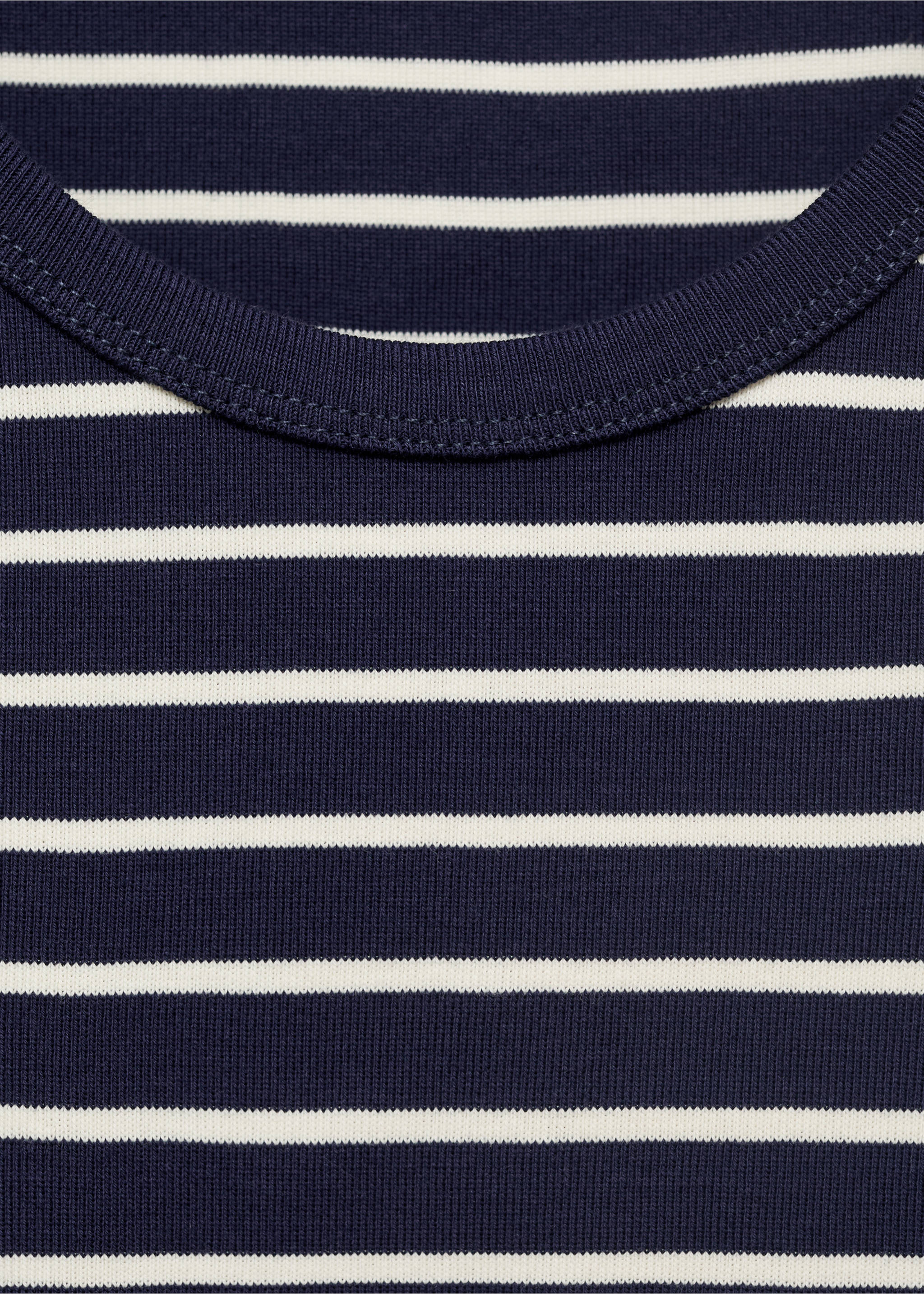 Baumwoll-T-Shirt mit Streifen und tiefem Ausschnitt - Detail des Artikels 8, Marineblau. Ref: 87059212-00.