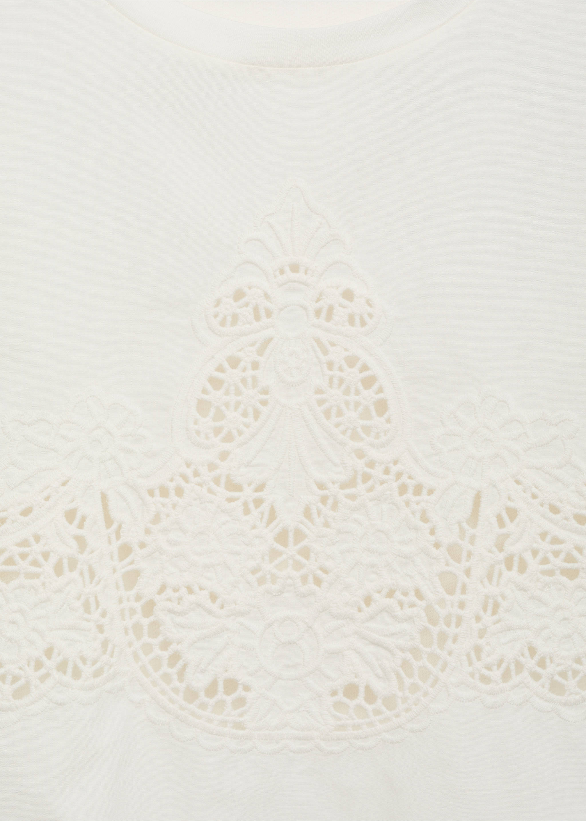 Embroidered cotton T-shirt - Details of the article 8, White. Ref: 87059213-00.