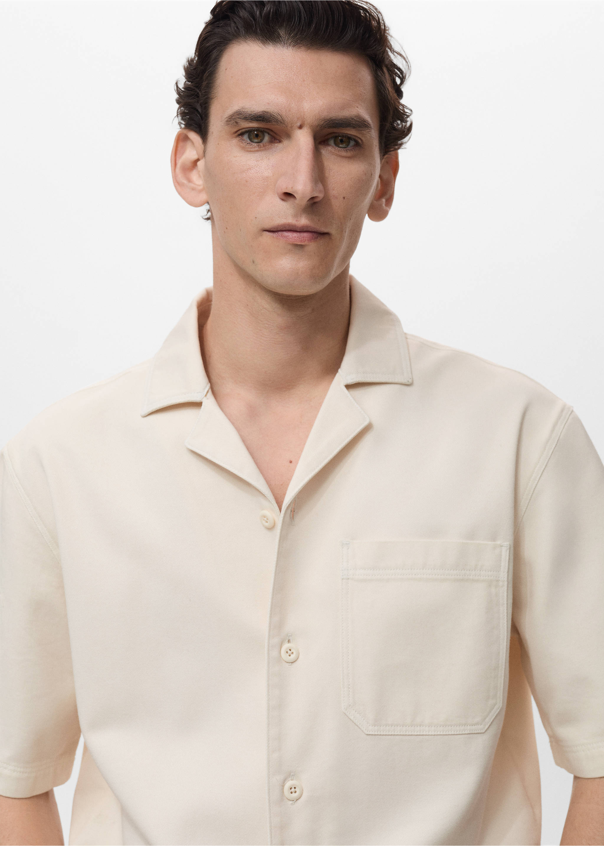 Chemise poche coton et lyocell - Détail de l'article 1, Ivoire. Ref: 87059219-00.