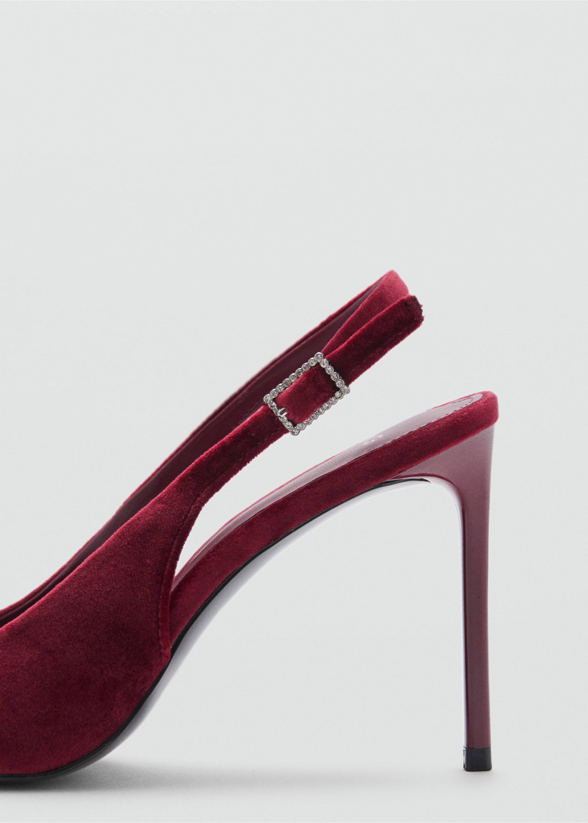 Velvet heeled shoes - Details of the article 1, Red. Ref: 87060412-00.