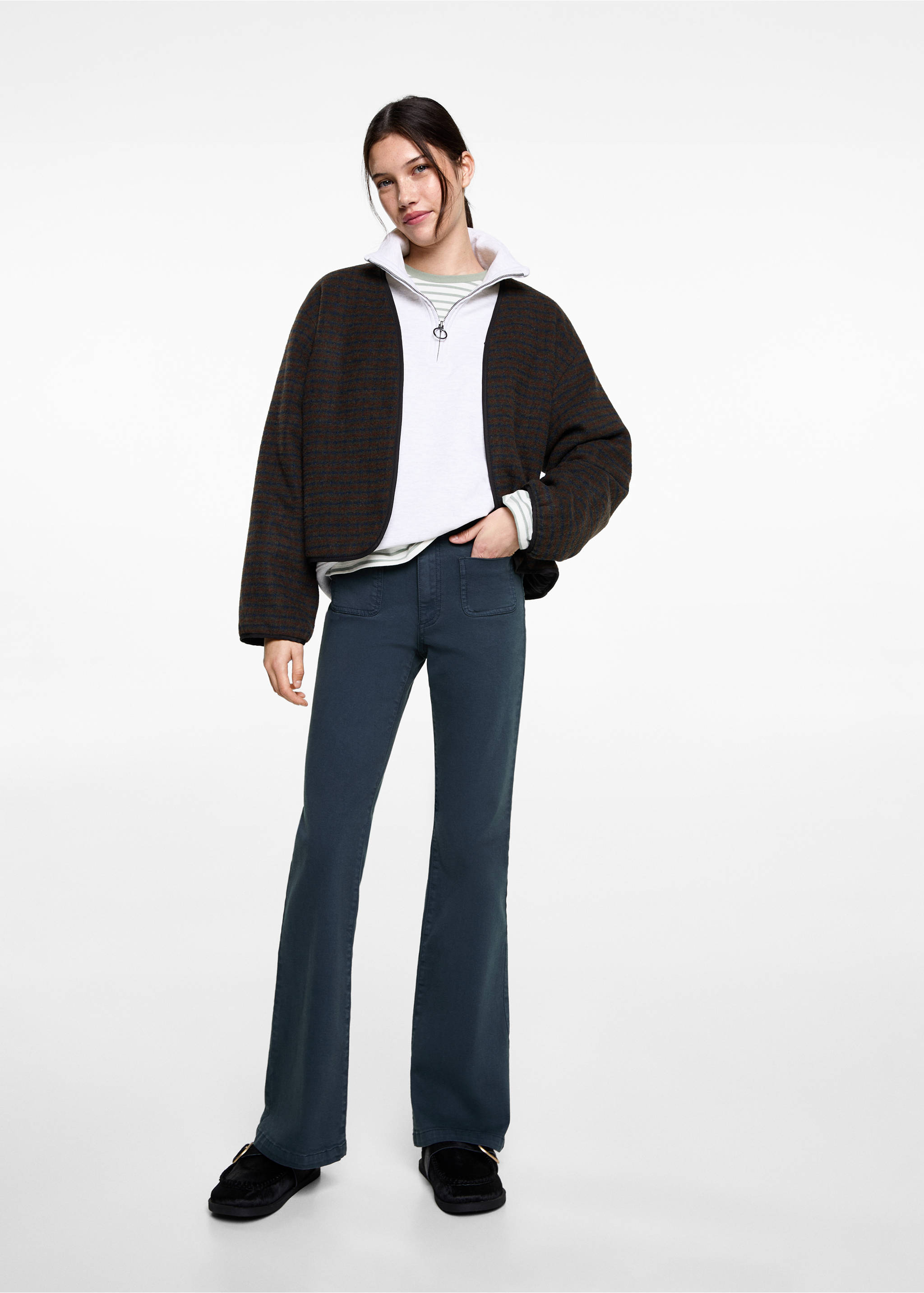 Jean flare poches - Plan général, Bleu marine foncé. Ref: 87060421-00.