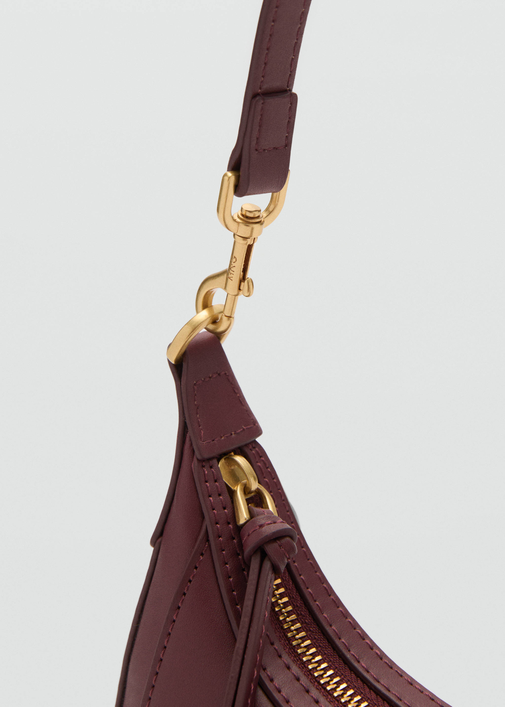 Mini oval crossbody bag - Details of the article 2
