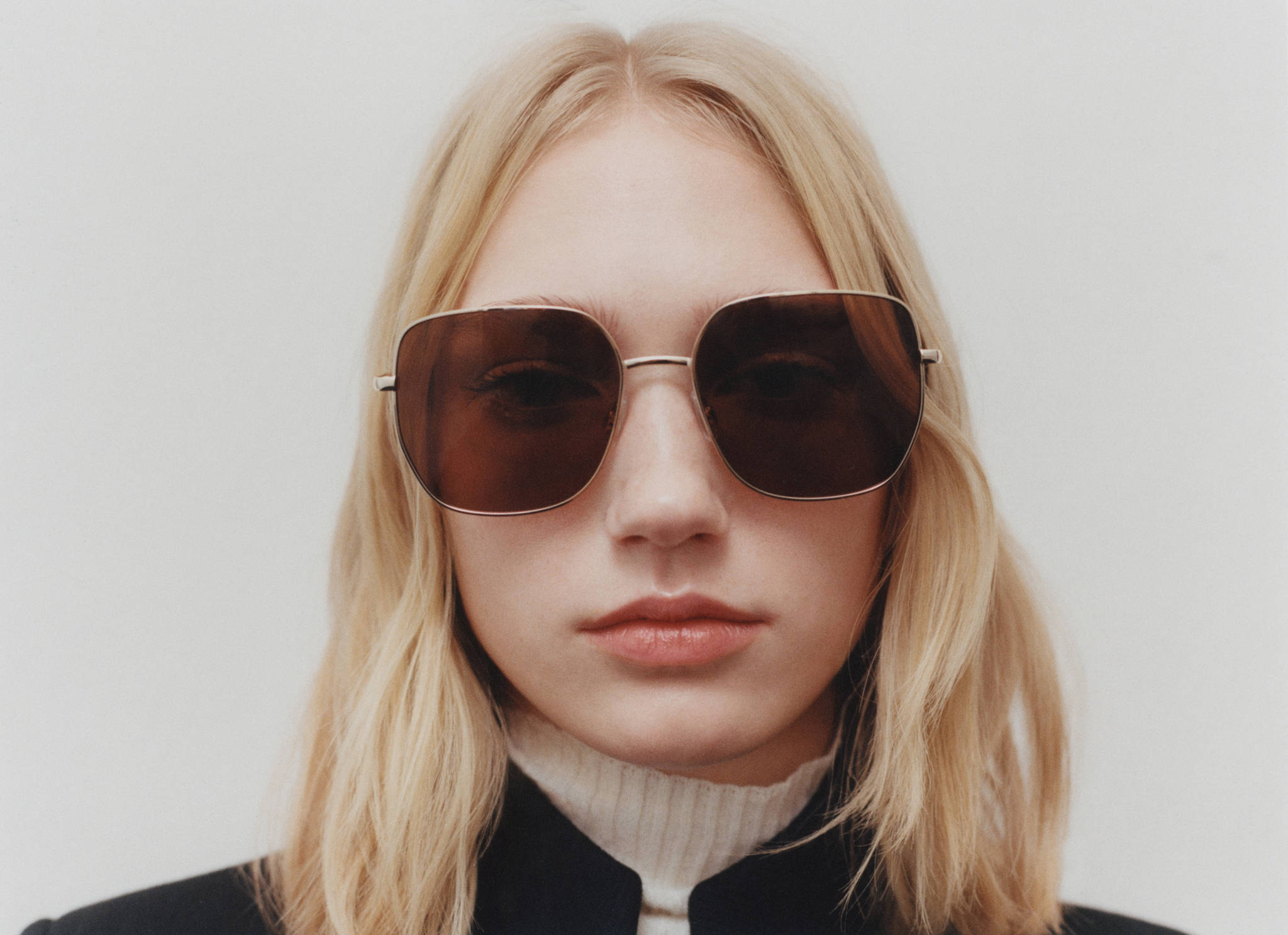 Square metallic frame sunglasses - Panoramic plane