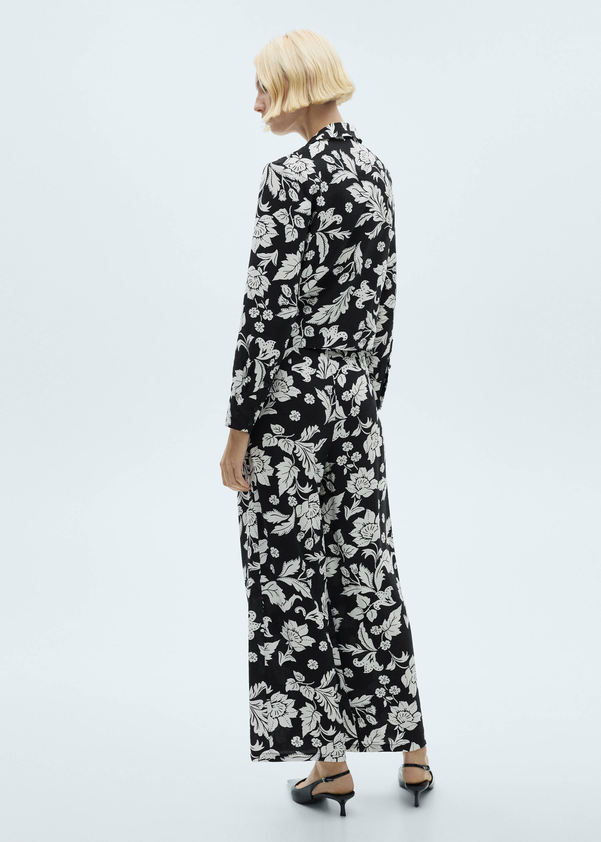 Floral print straight trousers - Reverse of the article
