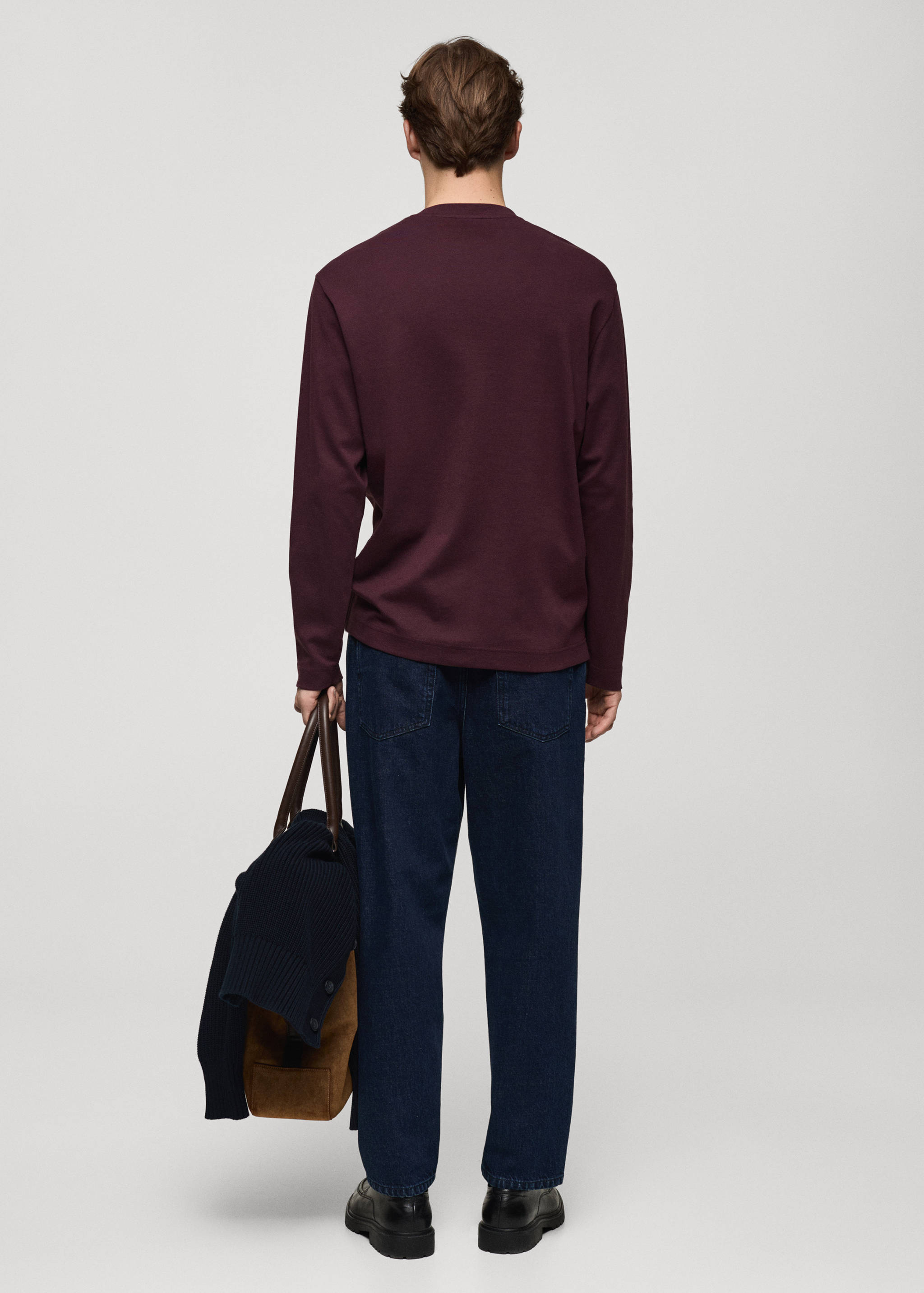 Långärmad regular fit t-shirt - Artikelns baksida