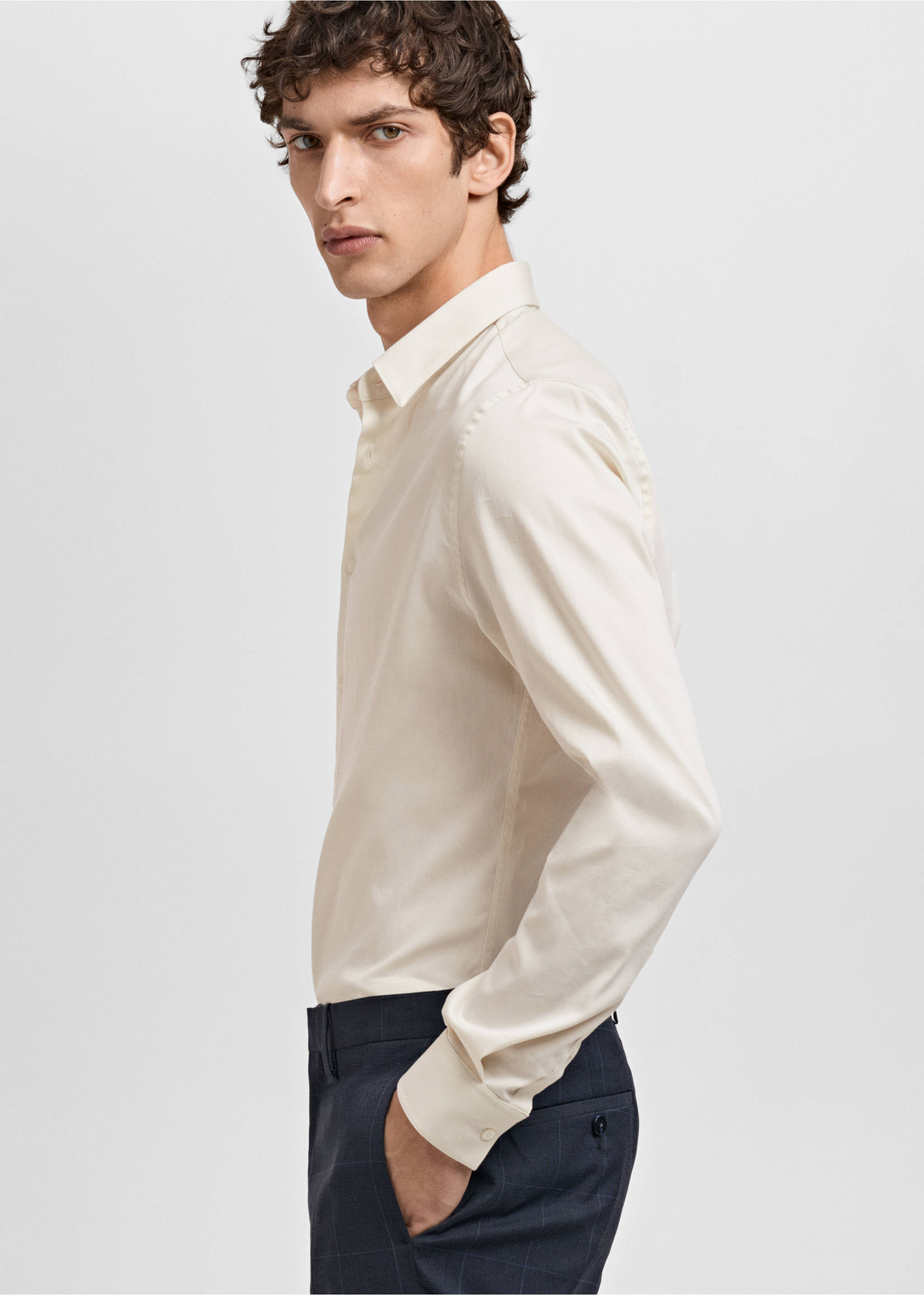 Obleková košile super slim fit ze strečové bavlny - Detail zboží 2, Béžová. Ref: 87060605-00.