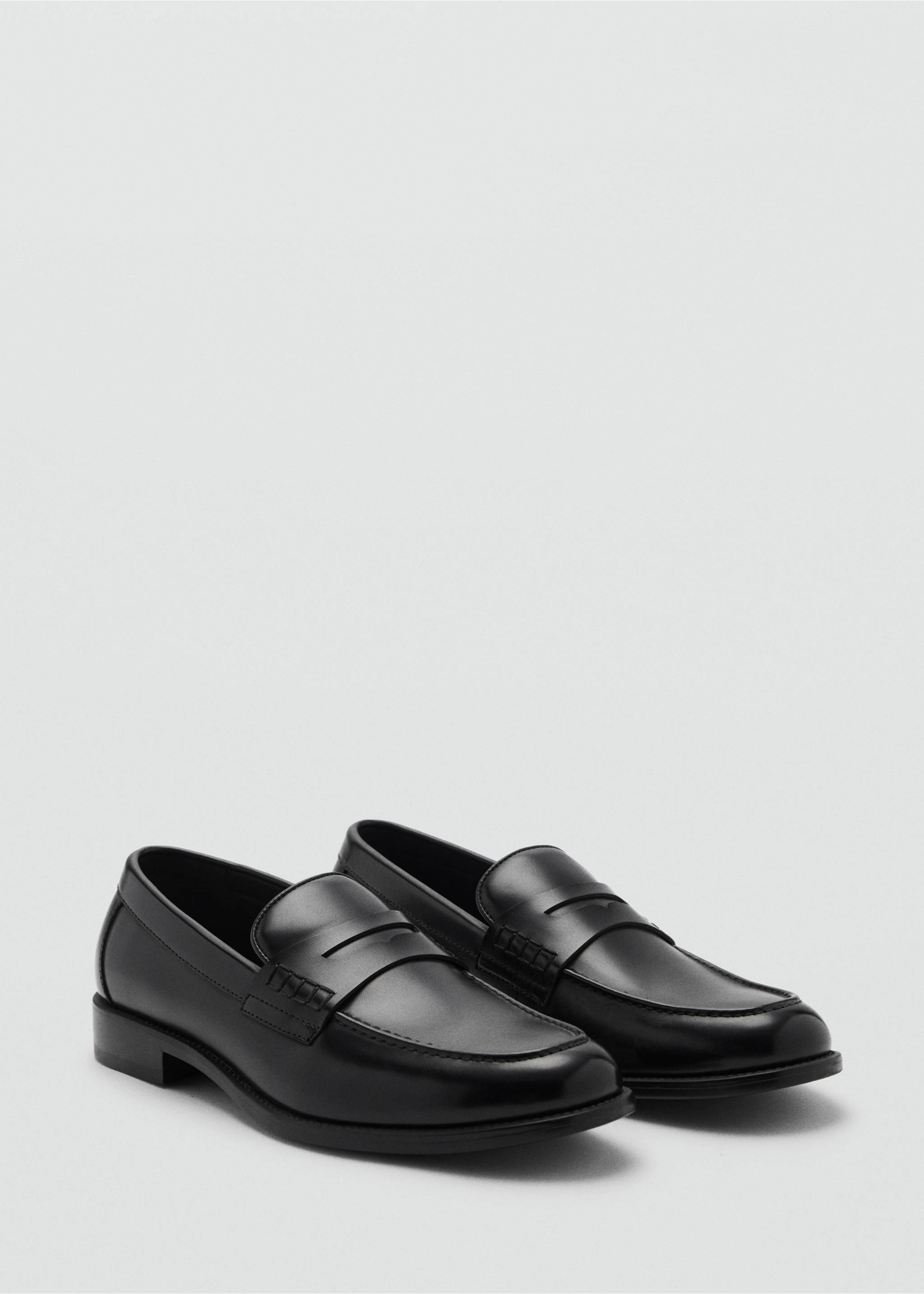 Nappa leather-effect moccasins - Medium plane, Black. Ref: 87060611-00.