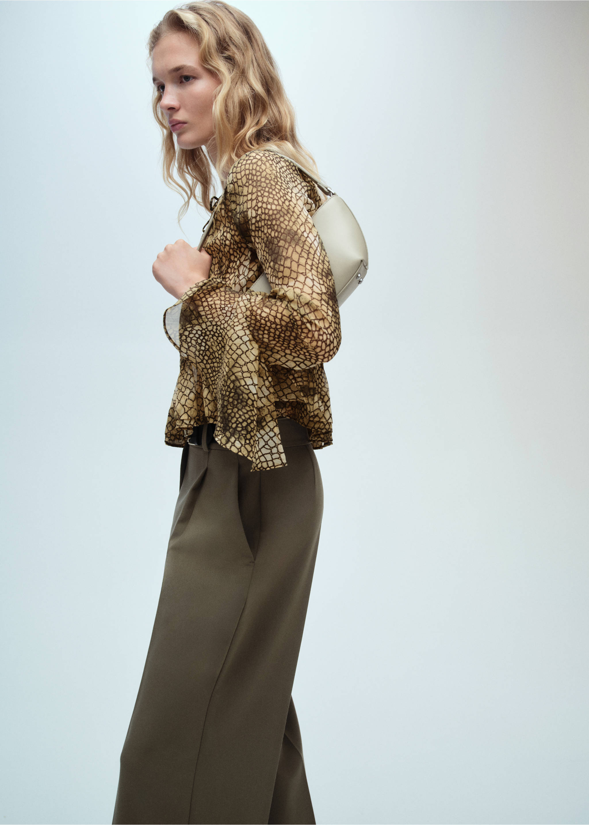 Chemise imprimée manches bouffantes - Détail de l'article 2, Marron. Ref: 87060615-00.