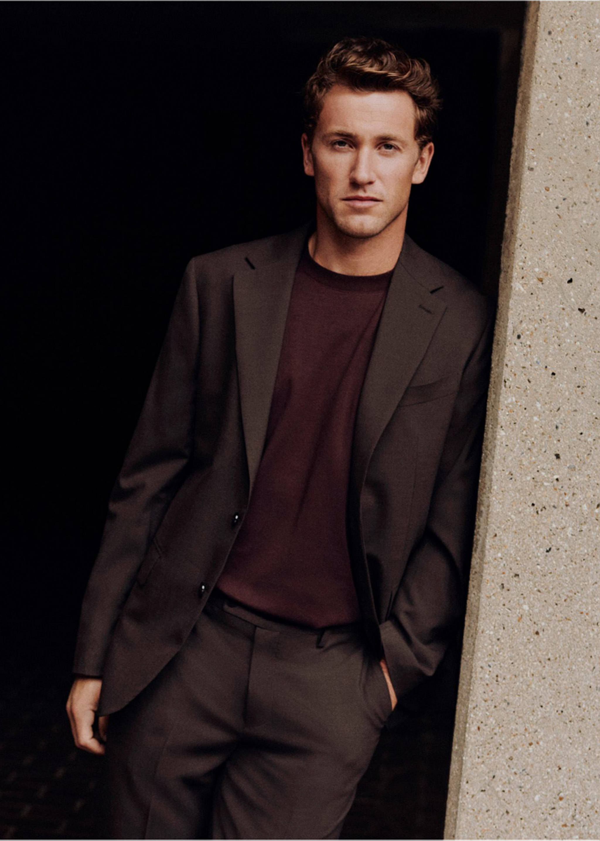 Americana vestit Turín 100% llana verge - Detall de l'article 9, Marró. Ref: 87060618-00.