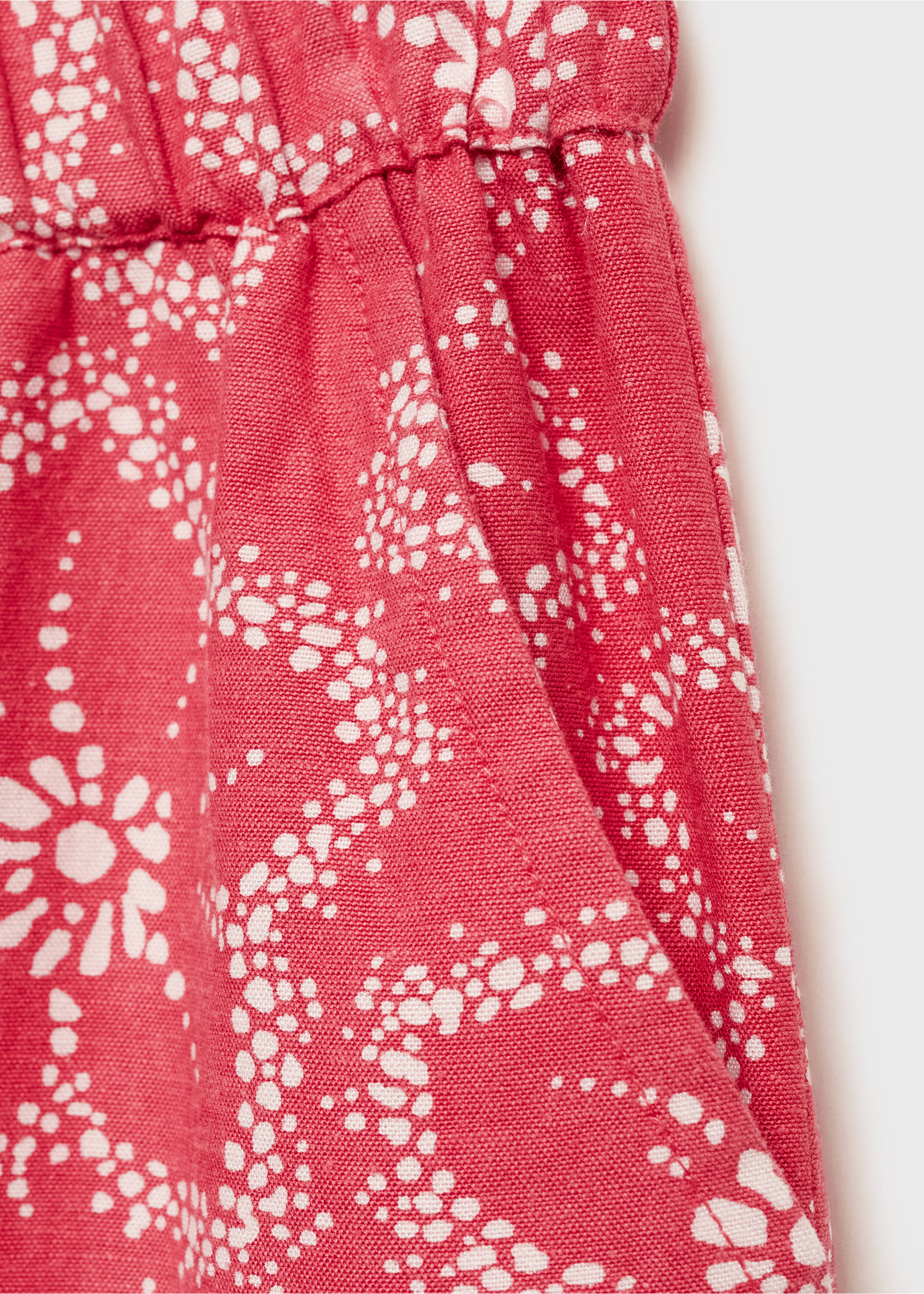 Floral print trousers - Details of the article 0, Strawberry. Ref: 87060619-00.