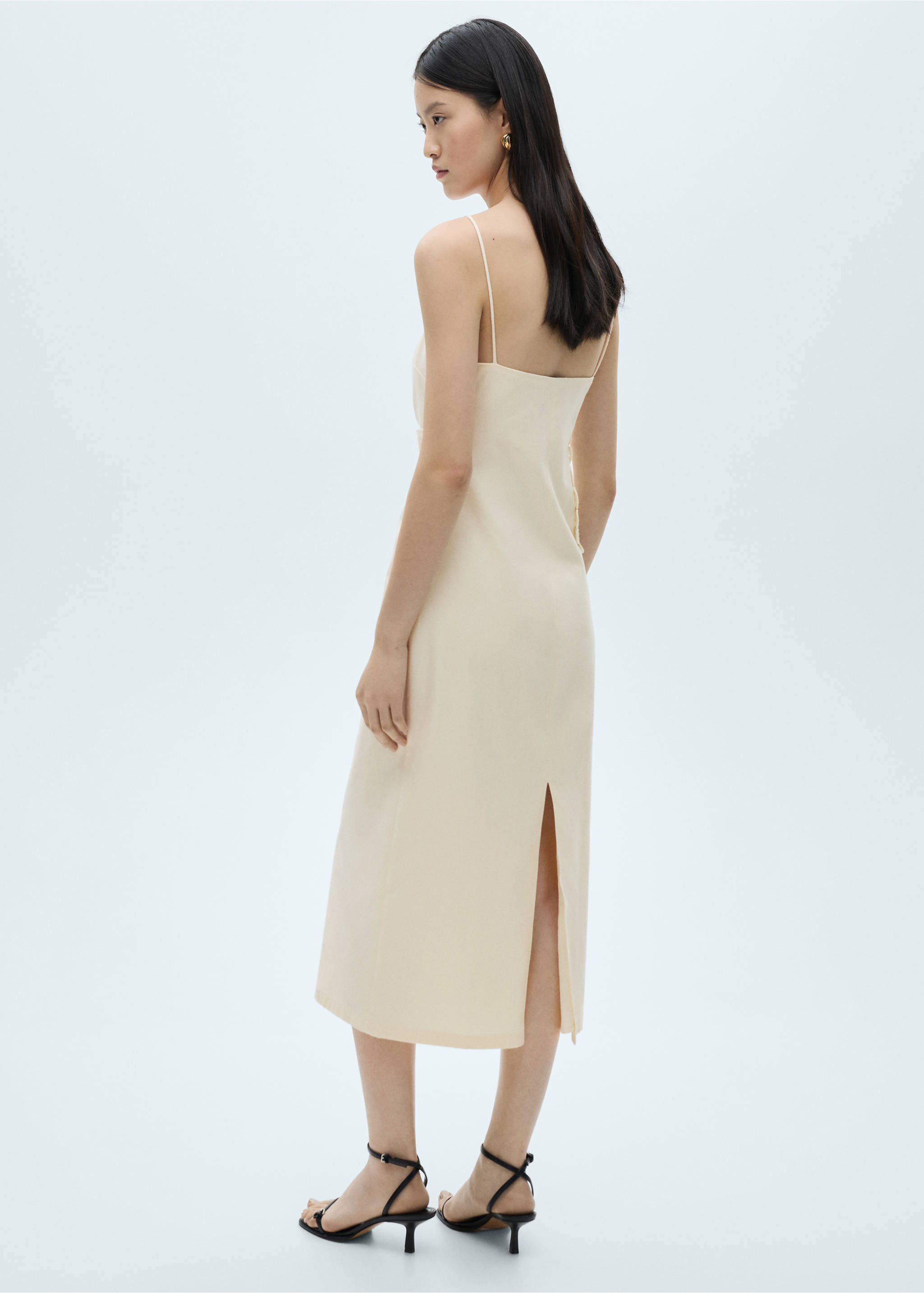 Linen blend dress with openwork flowers - Reverse of the article, Ecru. Ref: 87060626-00.